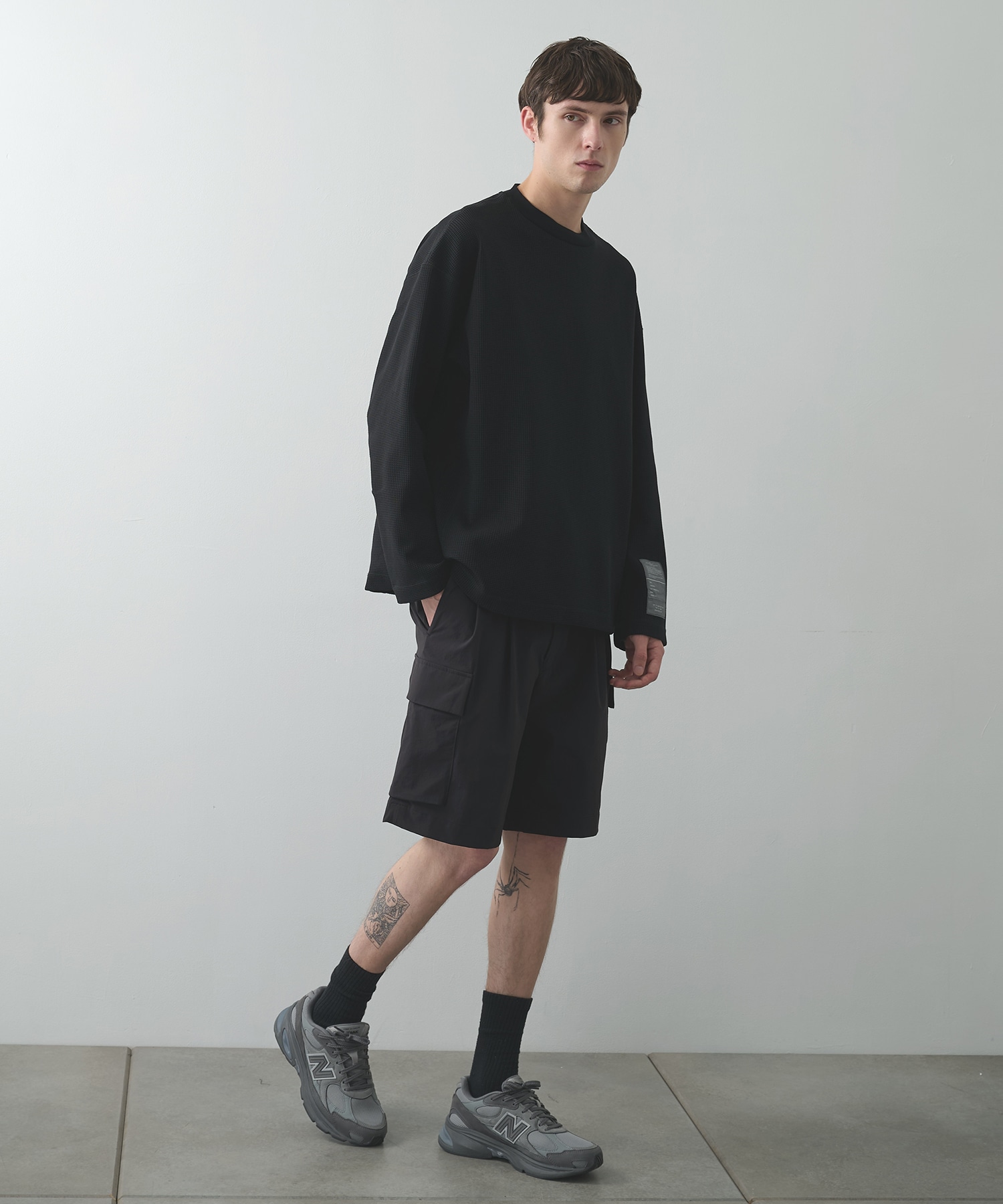 9251-CS06-011 CREWNWCK LONG SLEEVE N.HOOLYWOOD