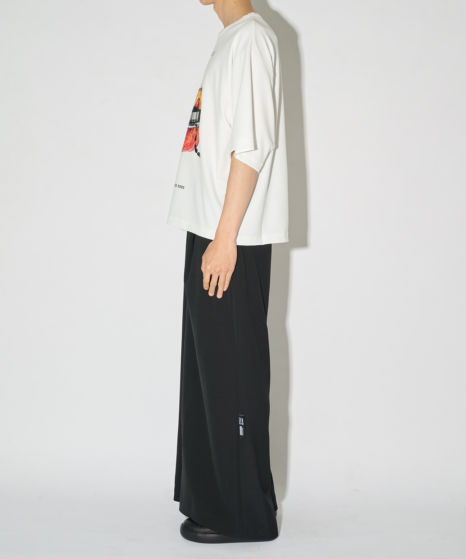 APPLE×TALTE TEE SHAREEF