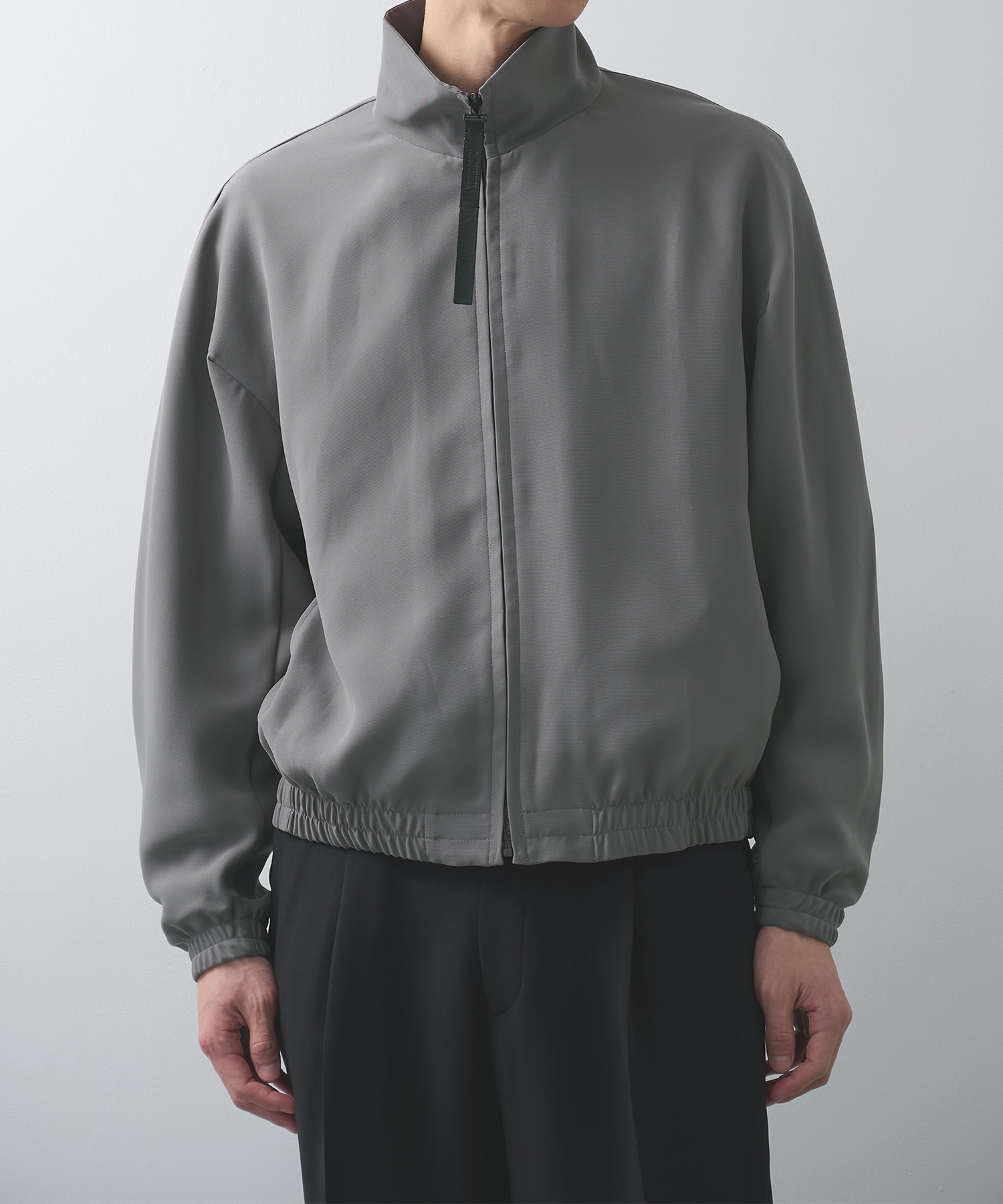 LIGHT GREY