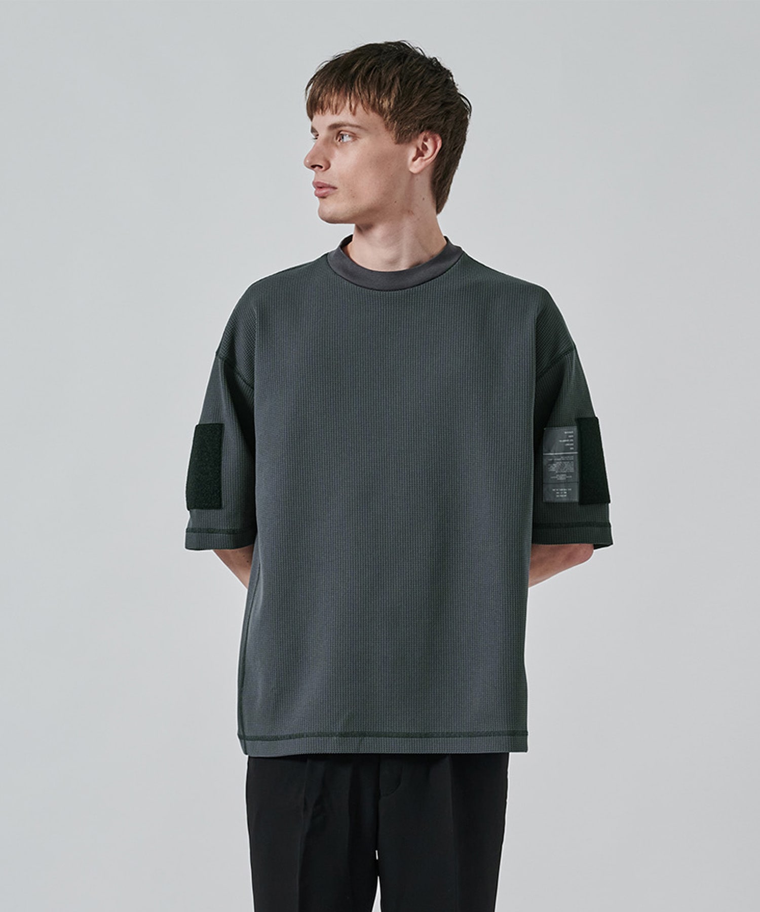 DARK GREY