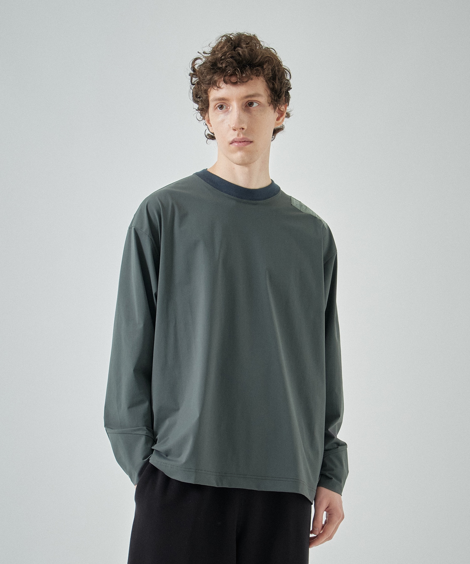 DARK GREY