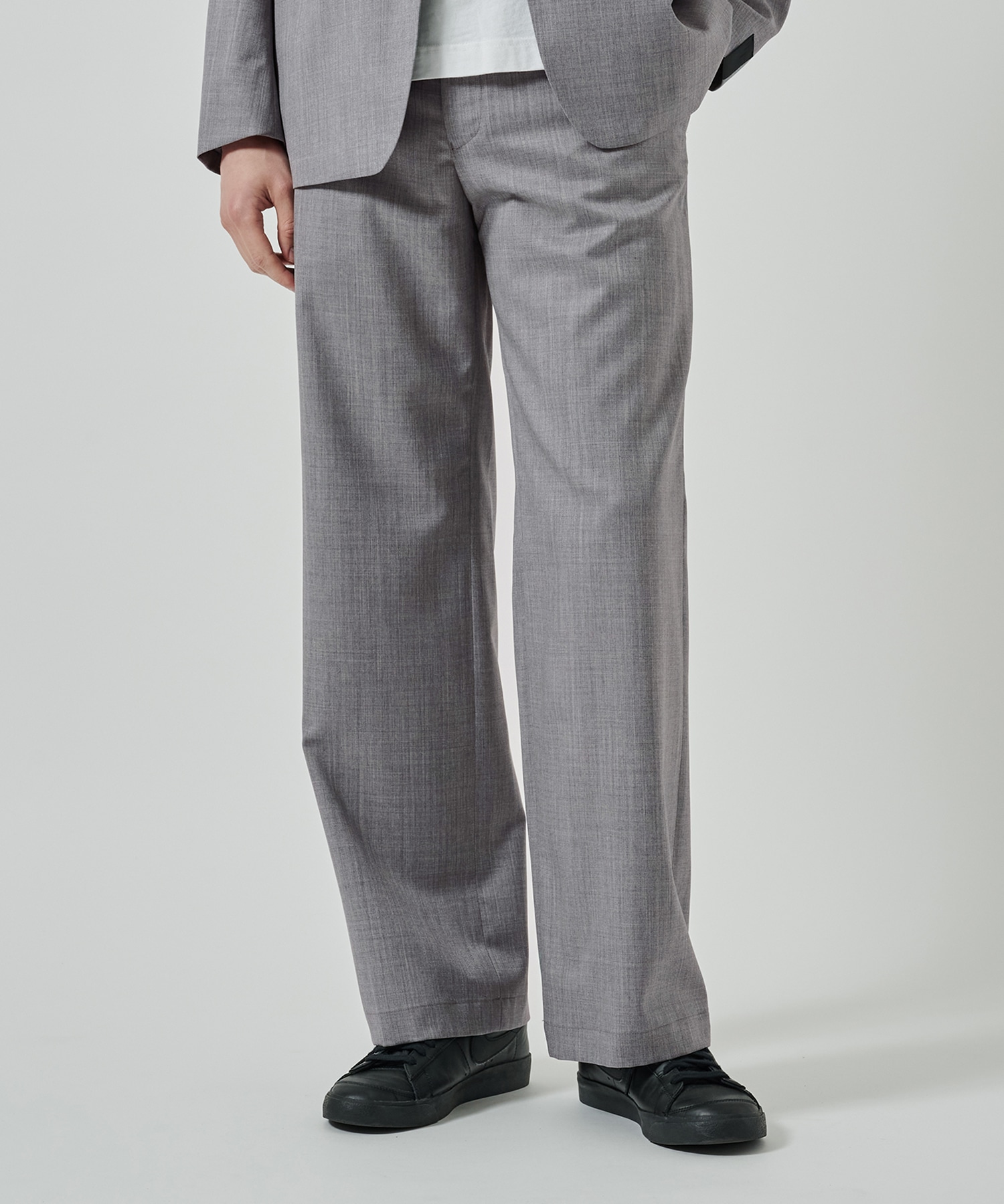 LIGHT GREY