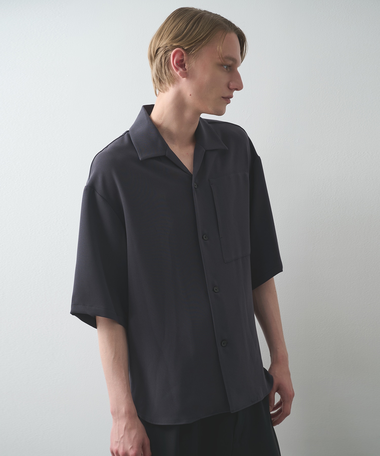DARK GREY