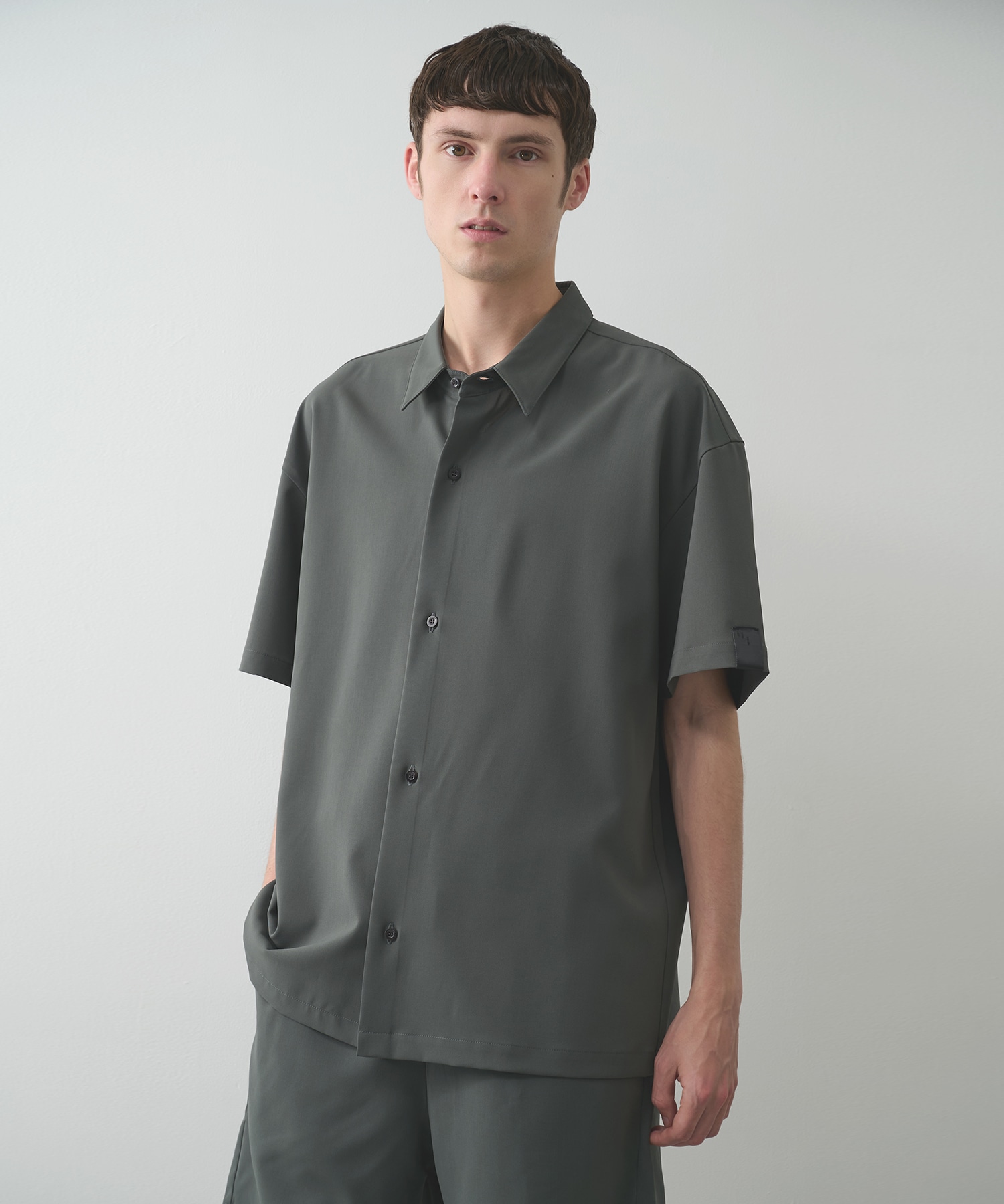 DARK GREY