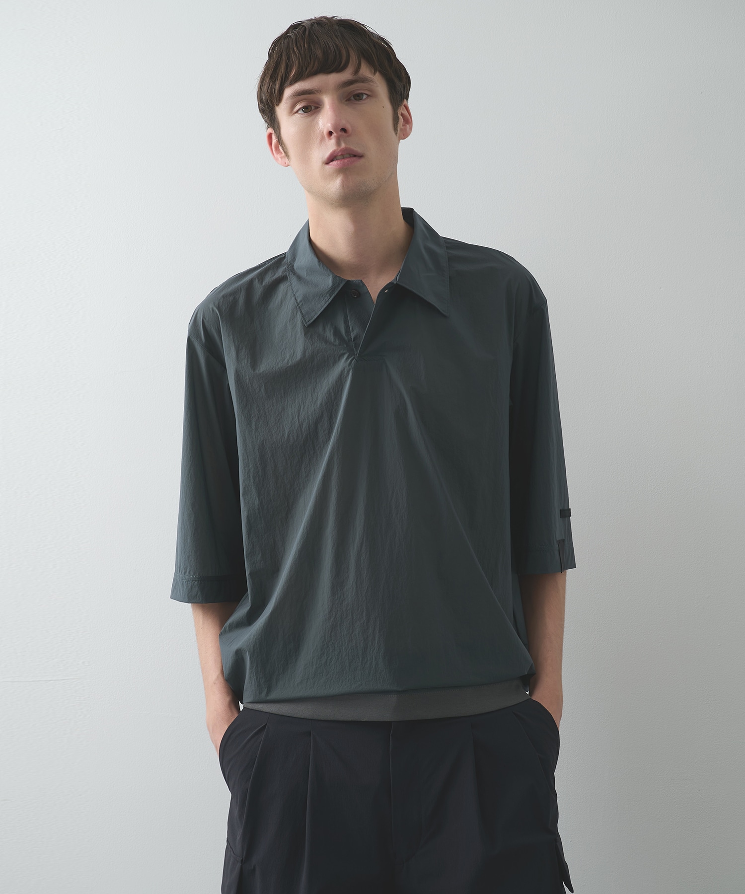 DARK GREY