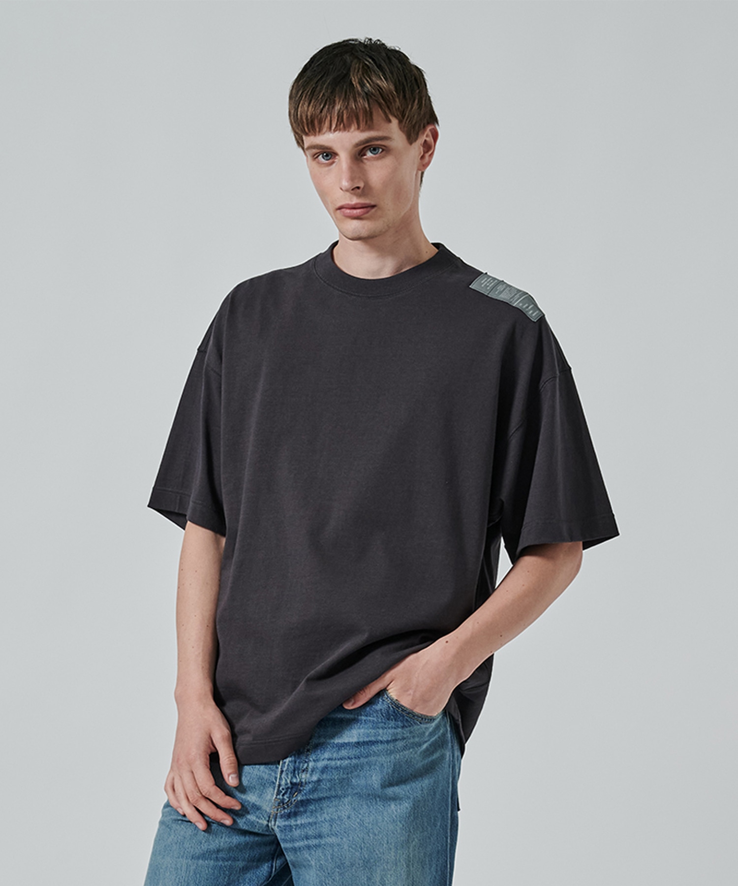 DARK GREY