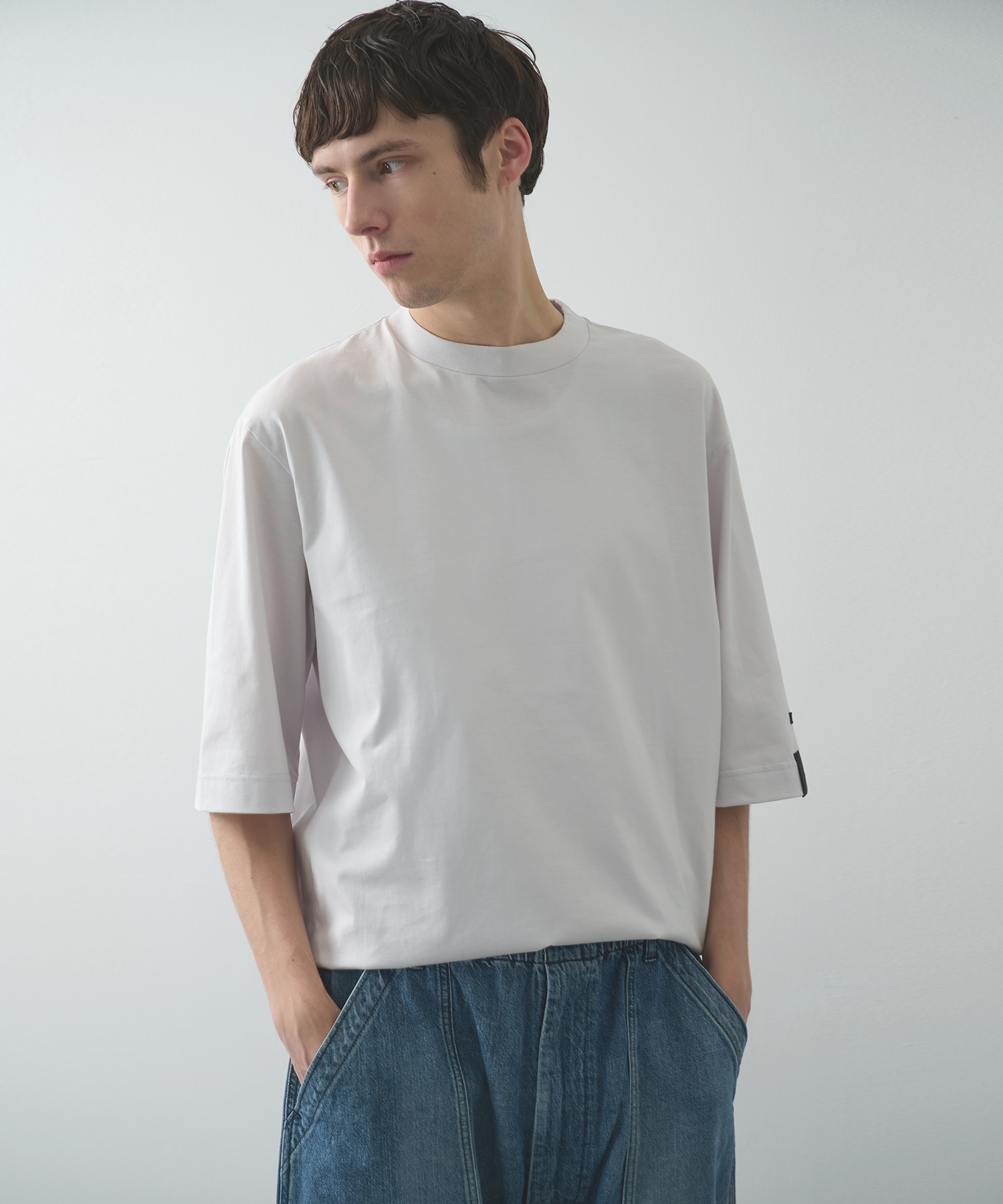 LIGHT GREY