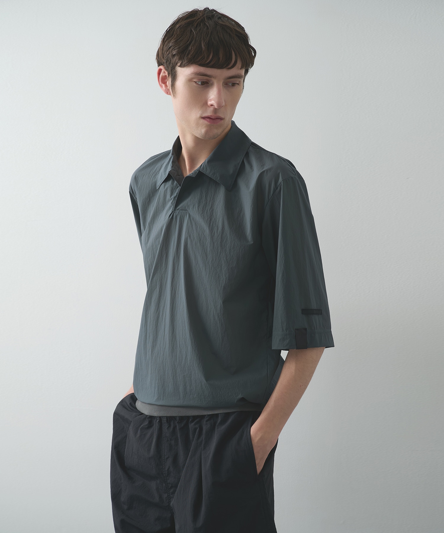 DARK GREY