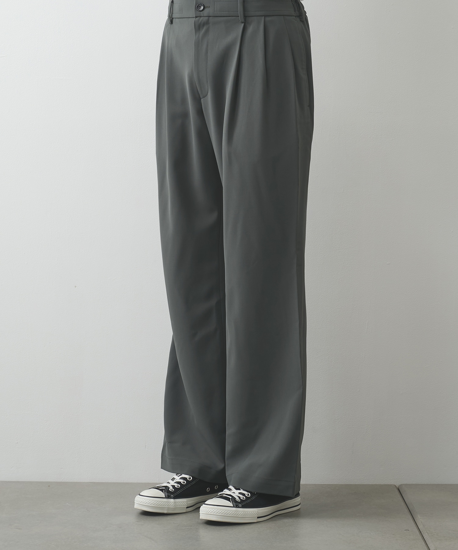 DARK GREY