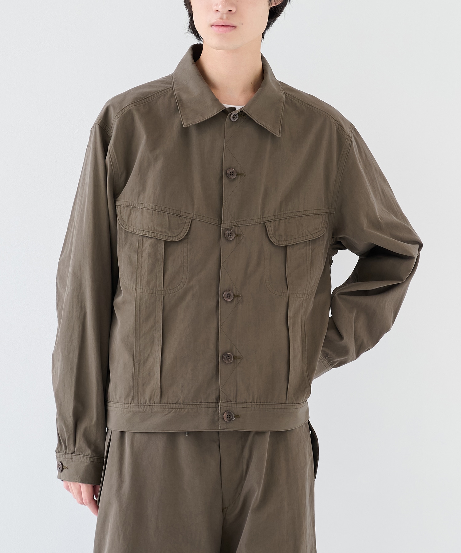 KHAKI