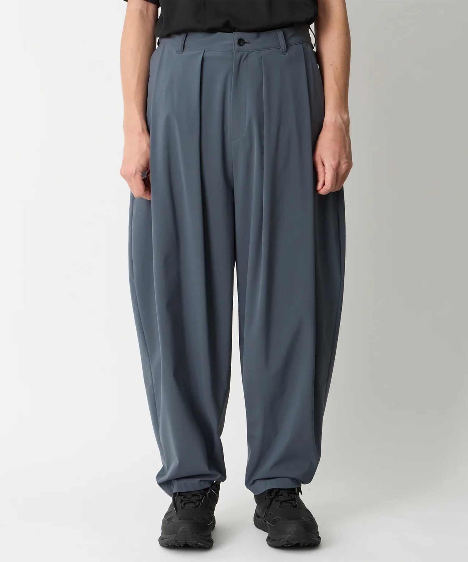 DARK GREY