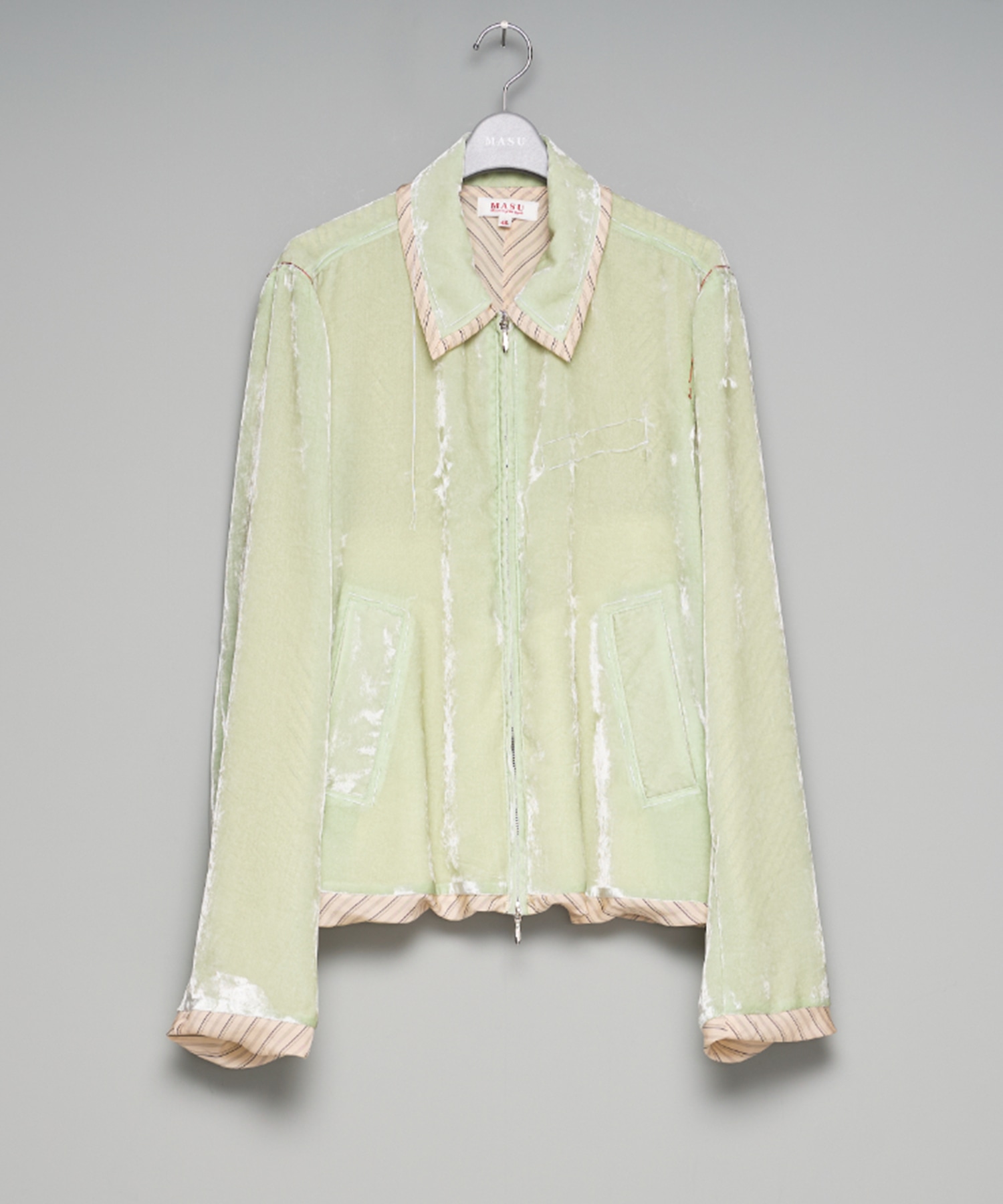 LIGHT GREEN