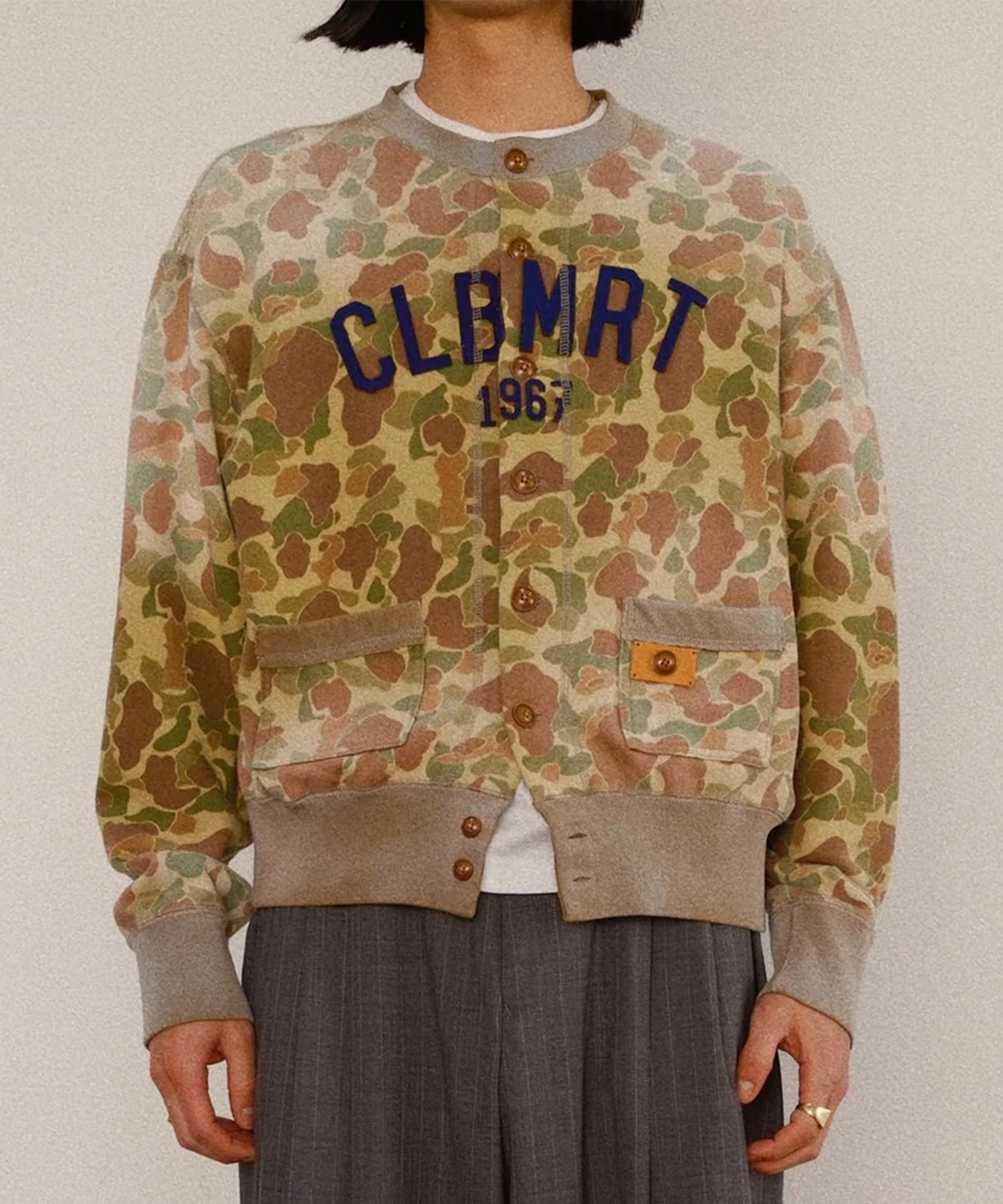 KHAKI