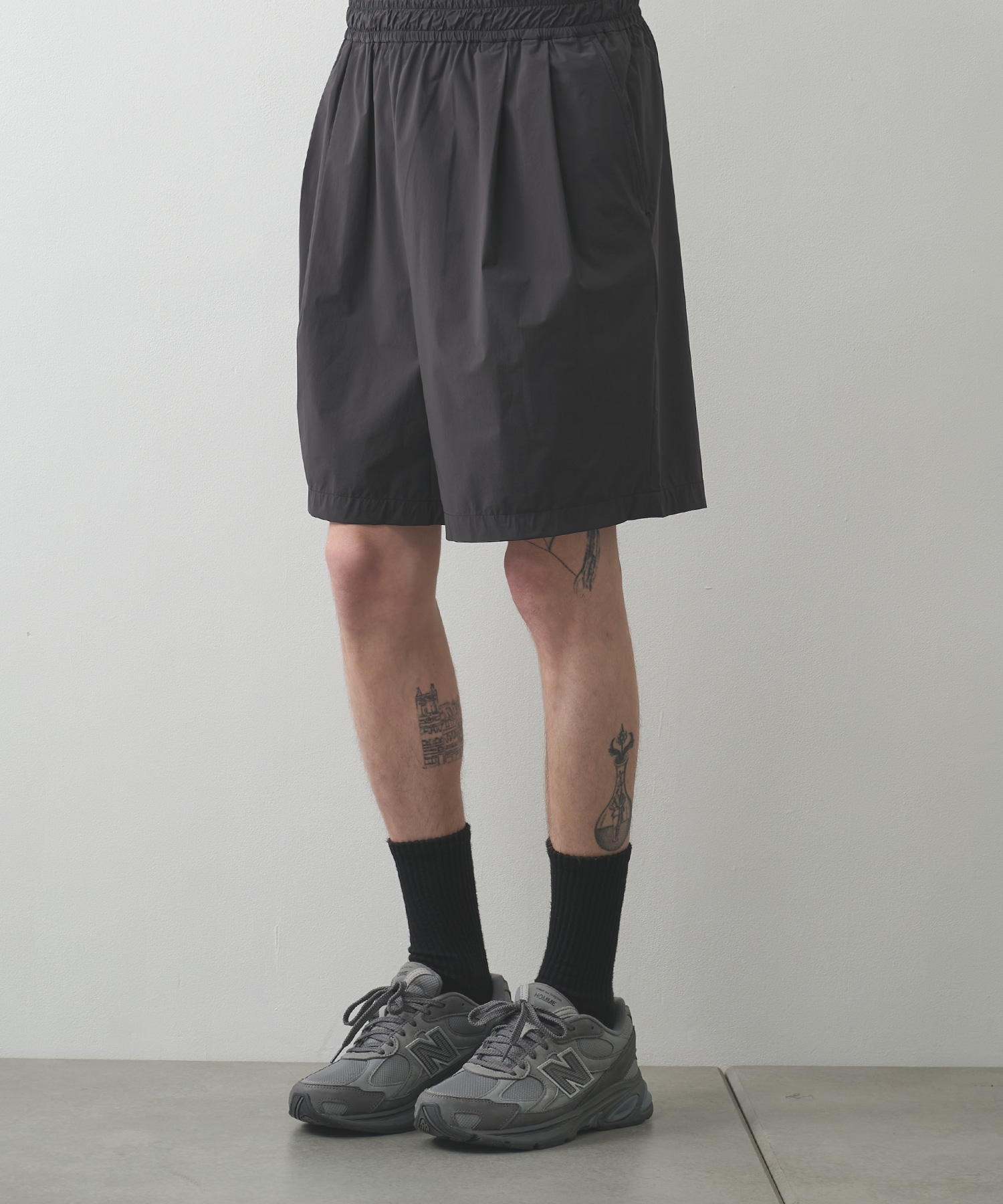 DARK GREY