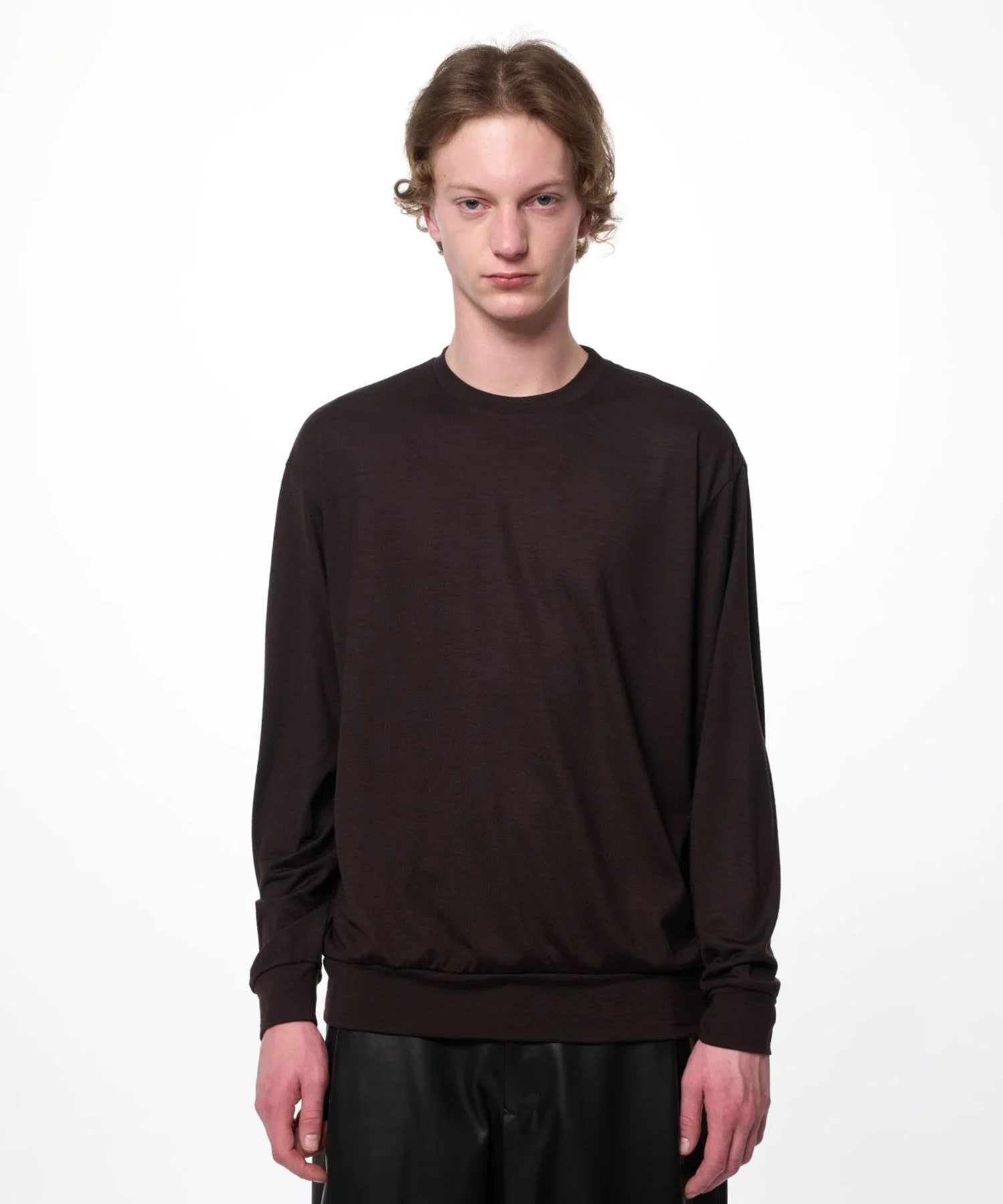 DARK BROWN