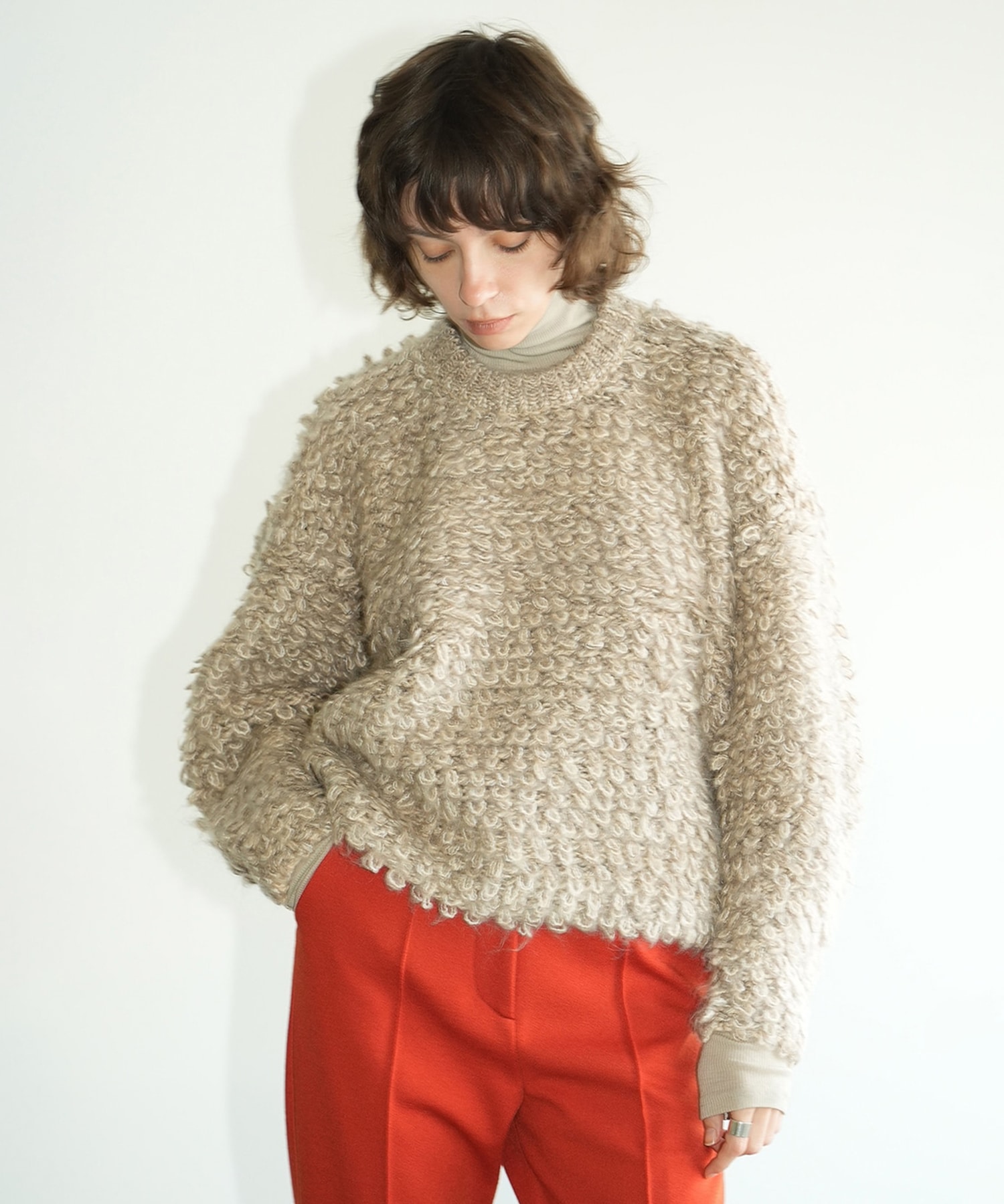 BEIGE