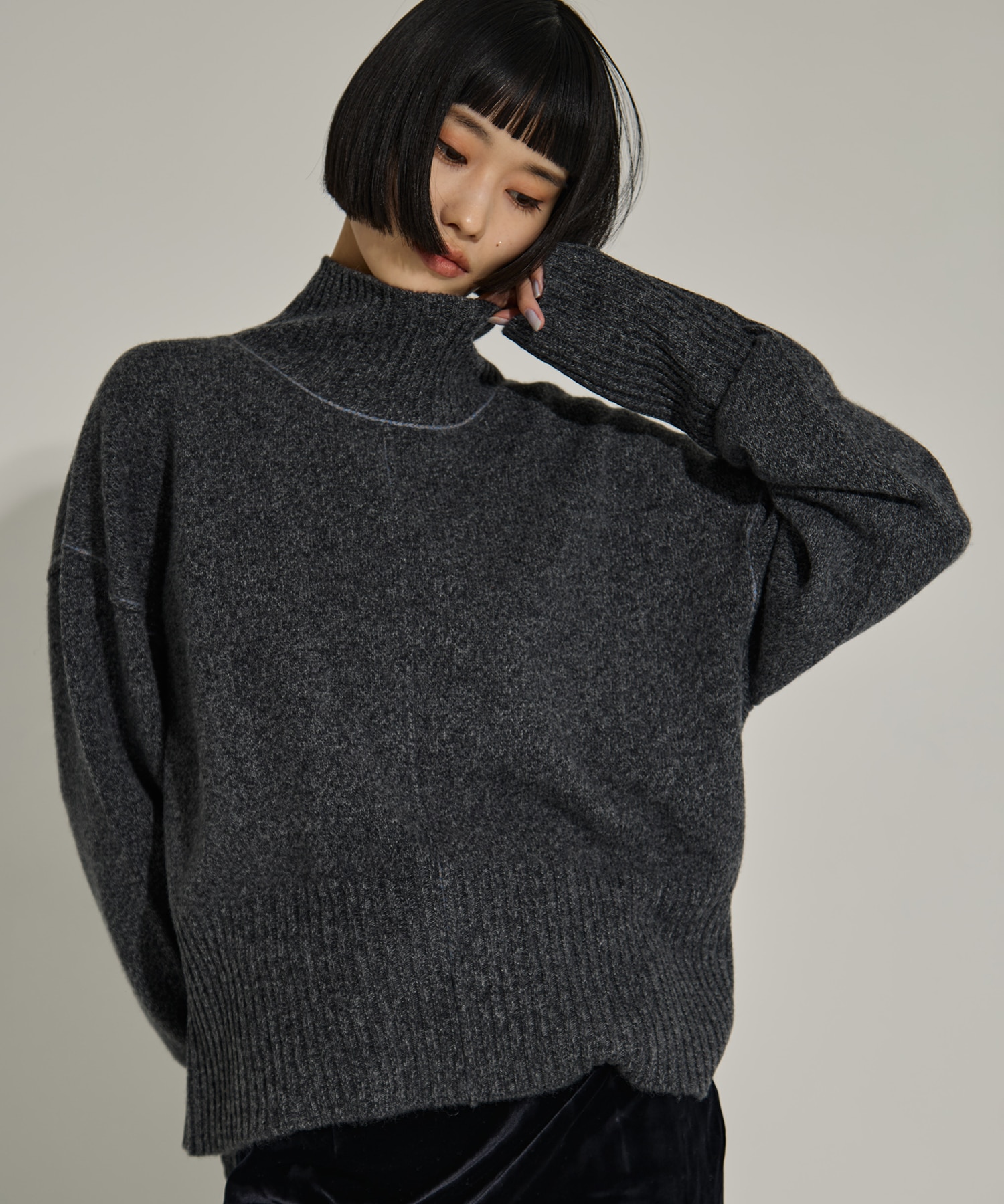 DARK GREY