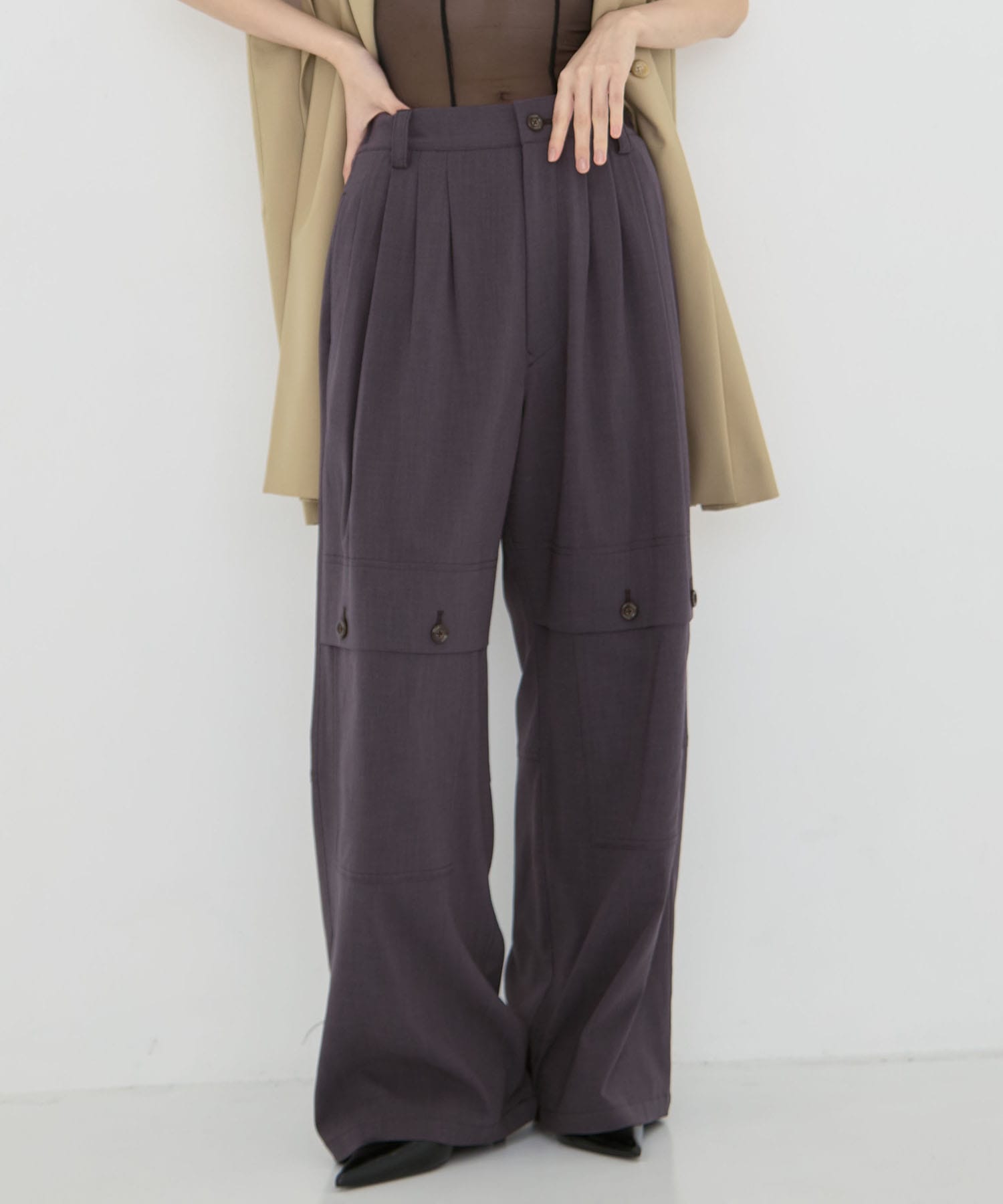 DARK GREY