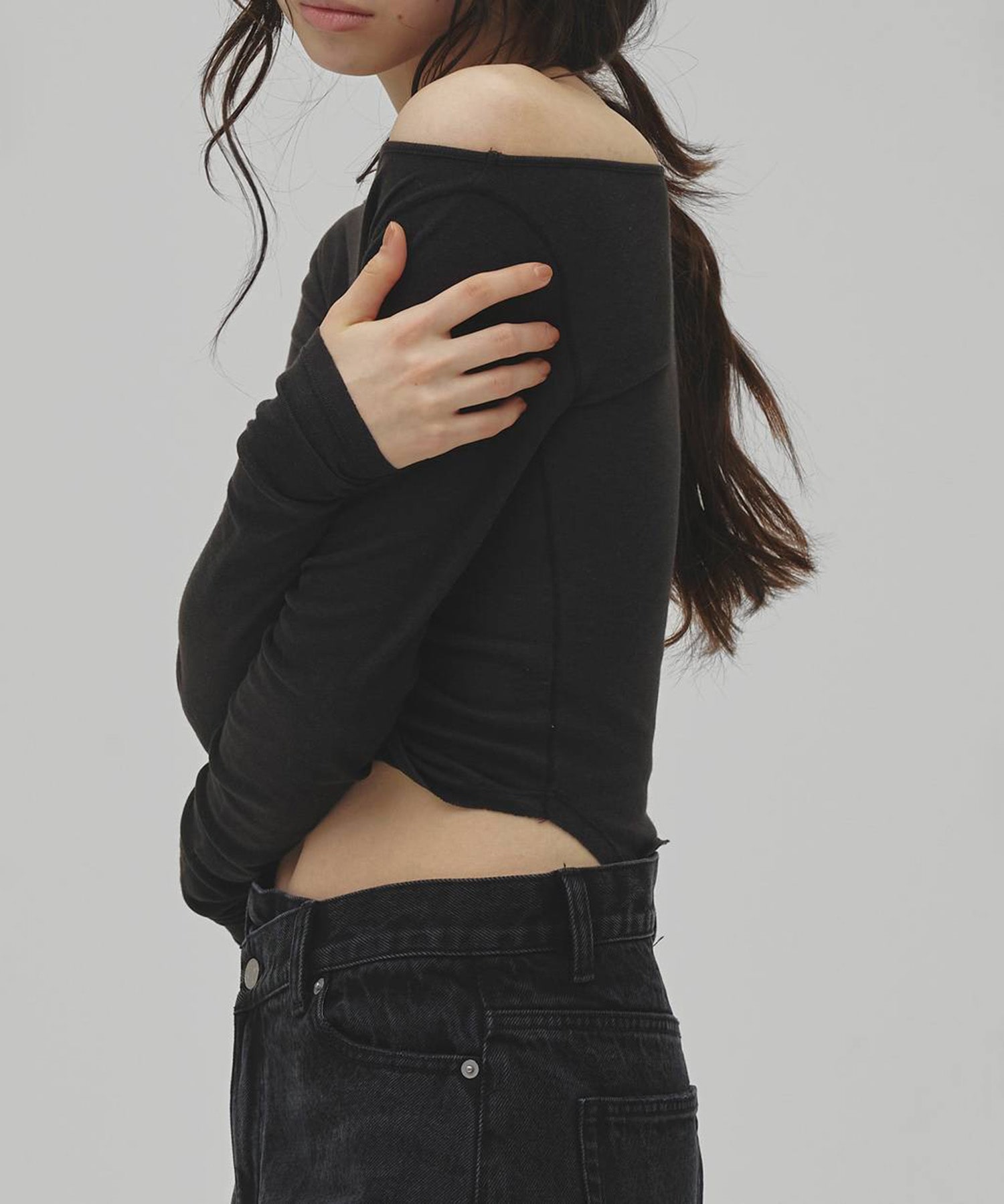 DARK GREY