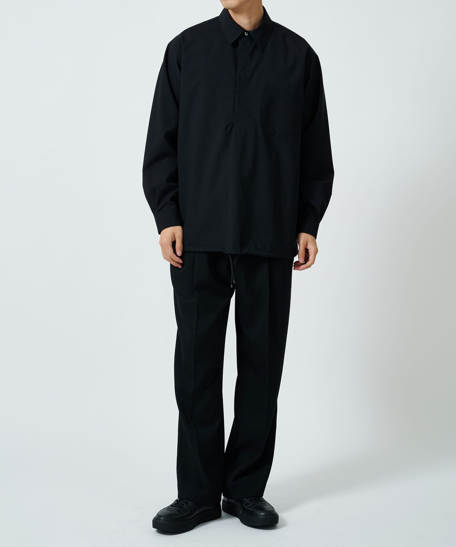 AQUA WOOLカルゼタックスラックス STUDIOUS