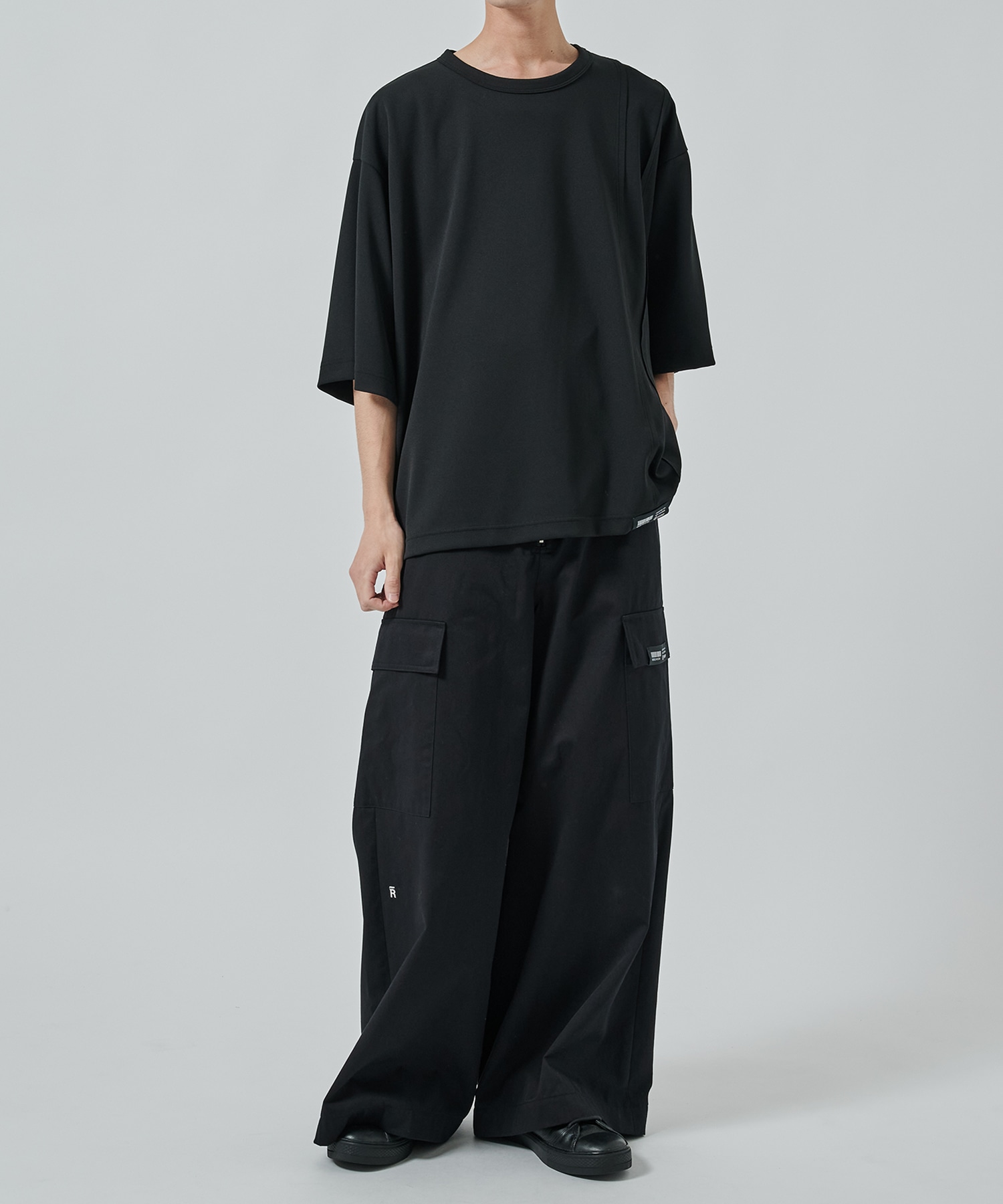 OVERSIZED TEE SHAREEF