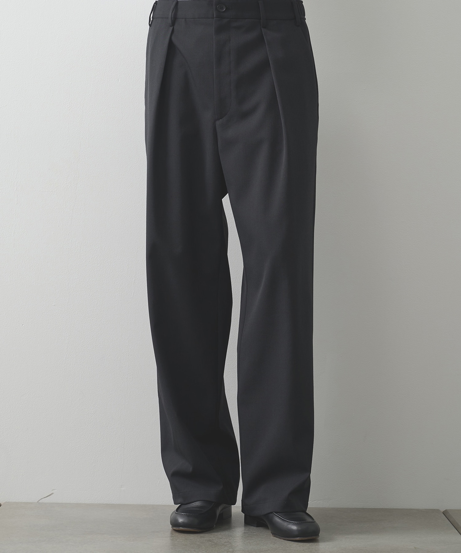 Non-Mulesed Easy Slacks STUDIOUS