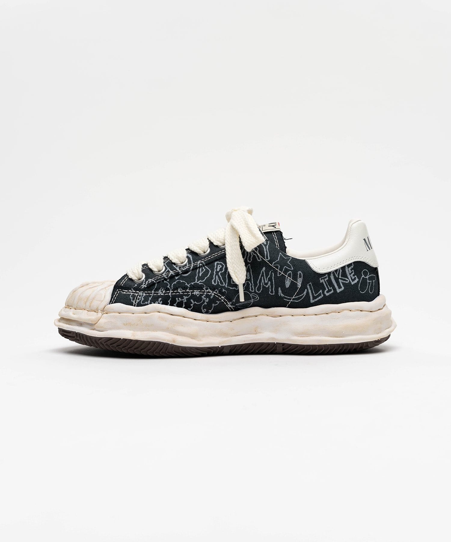 BLAKEY / original sole graffiti printed canvas Low -Top Maison MIHARA YASUHIRO
