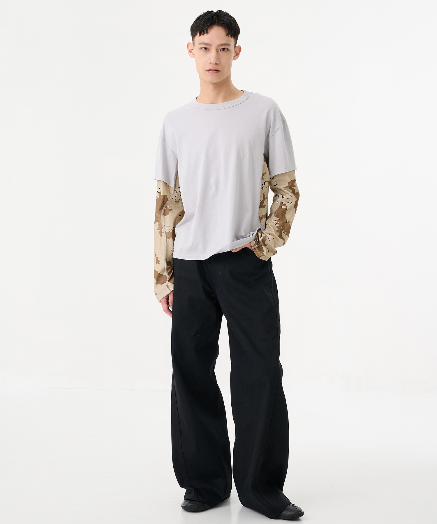 別注 PANELED LAYERD SLEEVE T-SHIRT NVRFRGT