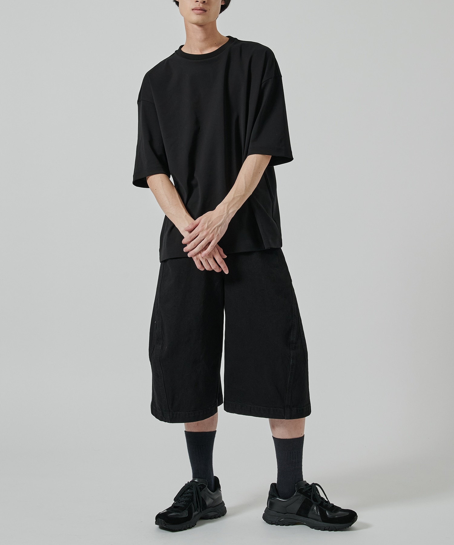 〈別注〉3D TWISTED SHORTS NVRFRGT