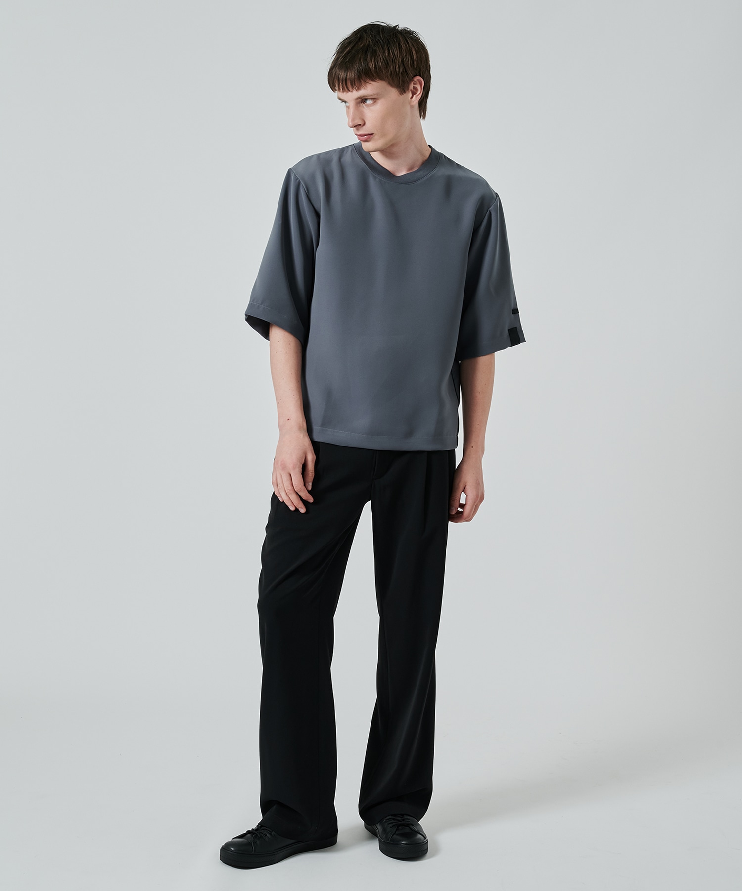 2251-CS54-095 T-SHIRT N.HOOLYWOOD