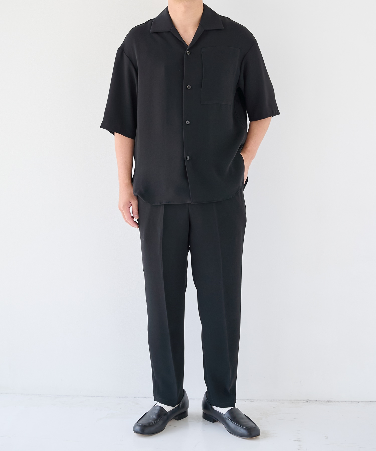 SUMMER ESSENTIAL TAPERED PANTS STUDIOUS