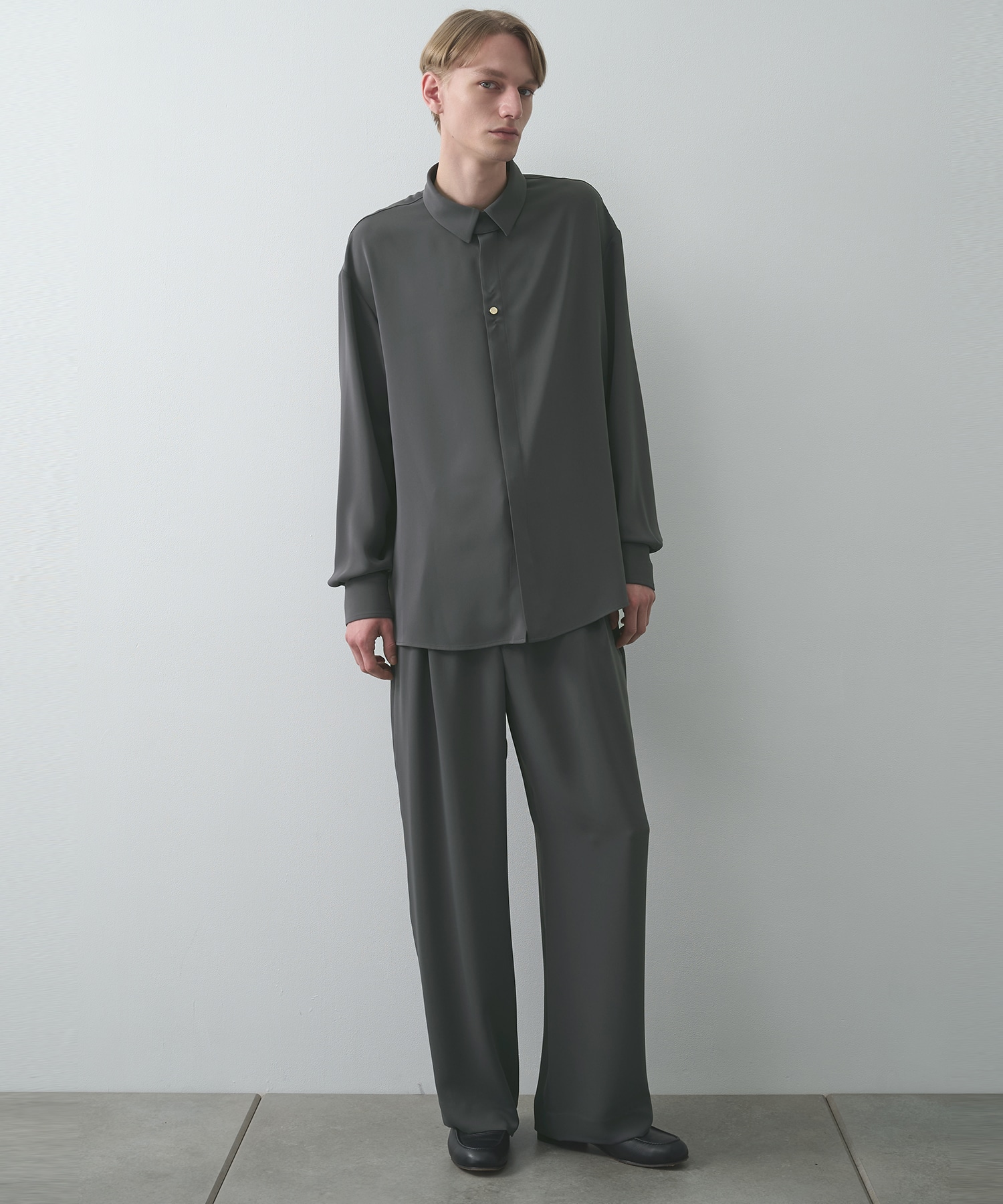 Double Cloth Chin Tab Long Sleeve Shirt CULLNI