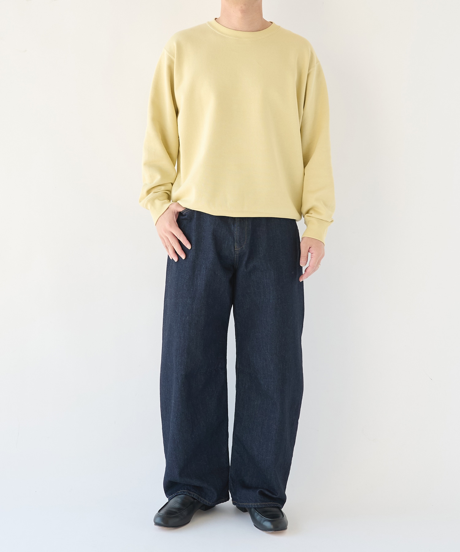 Light Clear Sweatshirt STUDIOUS