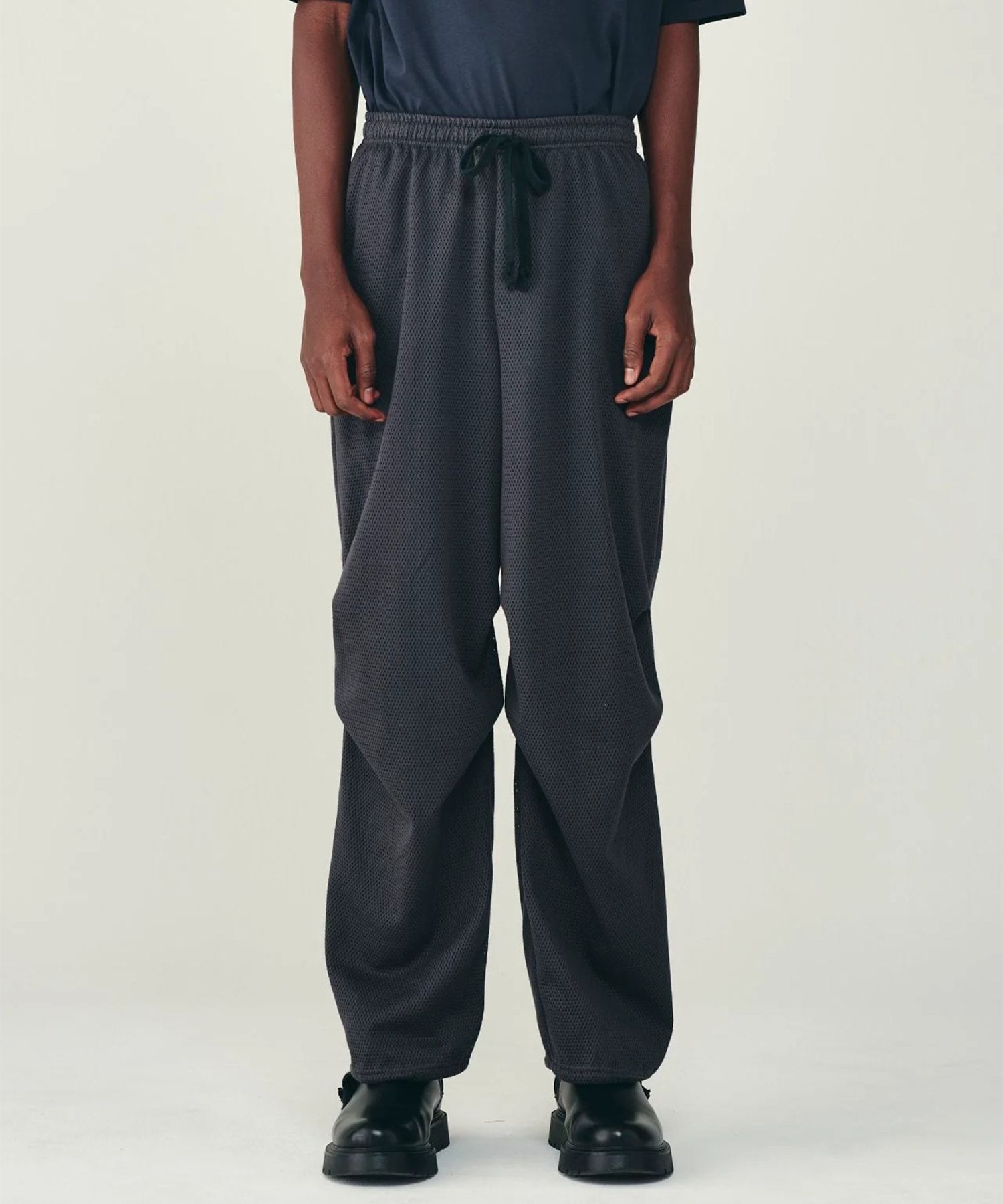 KNEE TUCK PANTS MARKAWARE/marka