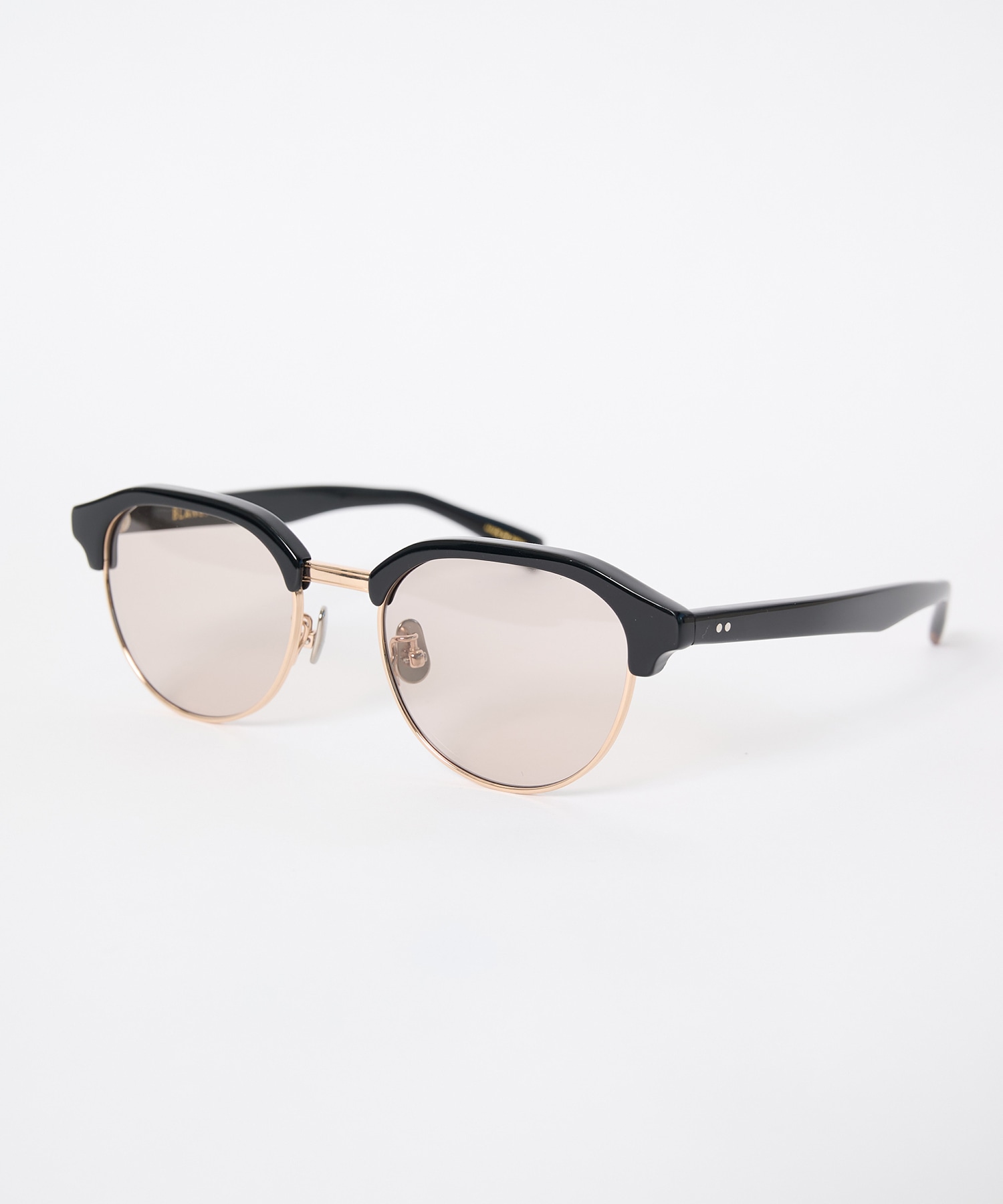 B0046 BLANC