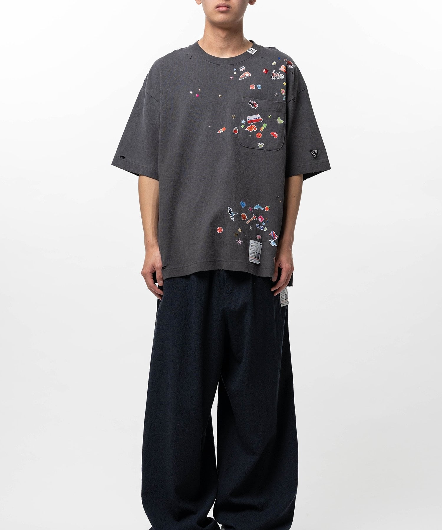J16TS821 KIDS STICKER TEE Maison MIHARA YASUHIRO