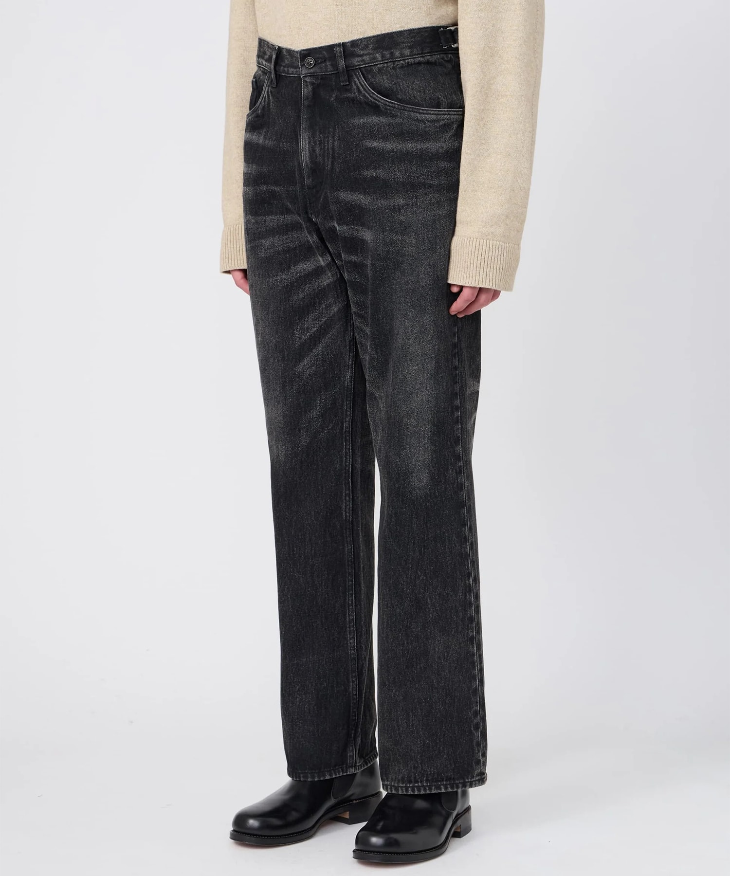 SEMI FLARE JEANS IRENISA