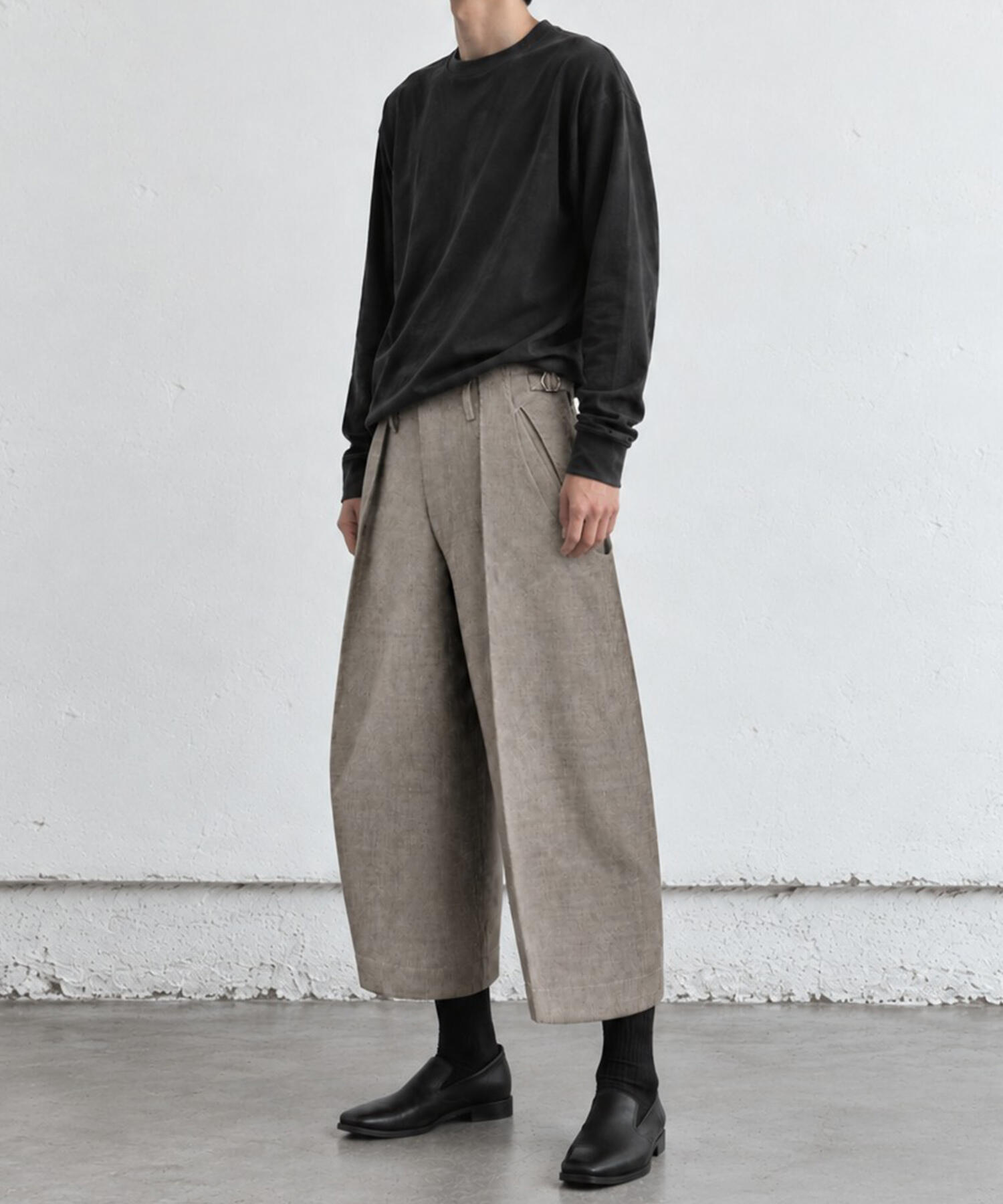 別注CURVED TROUSERS NVRFRGT