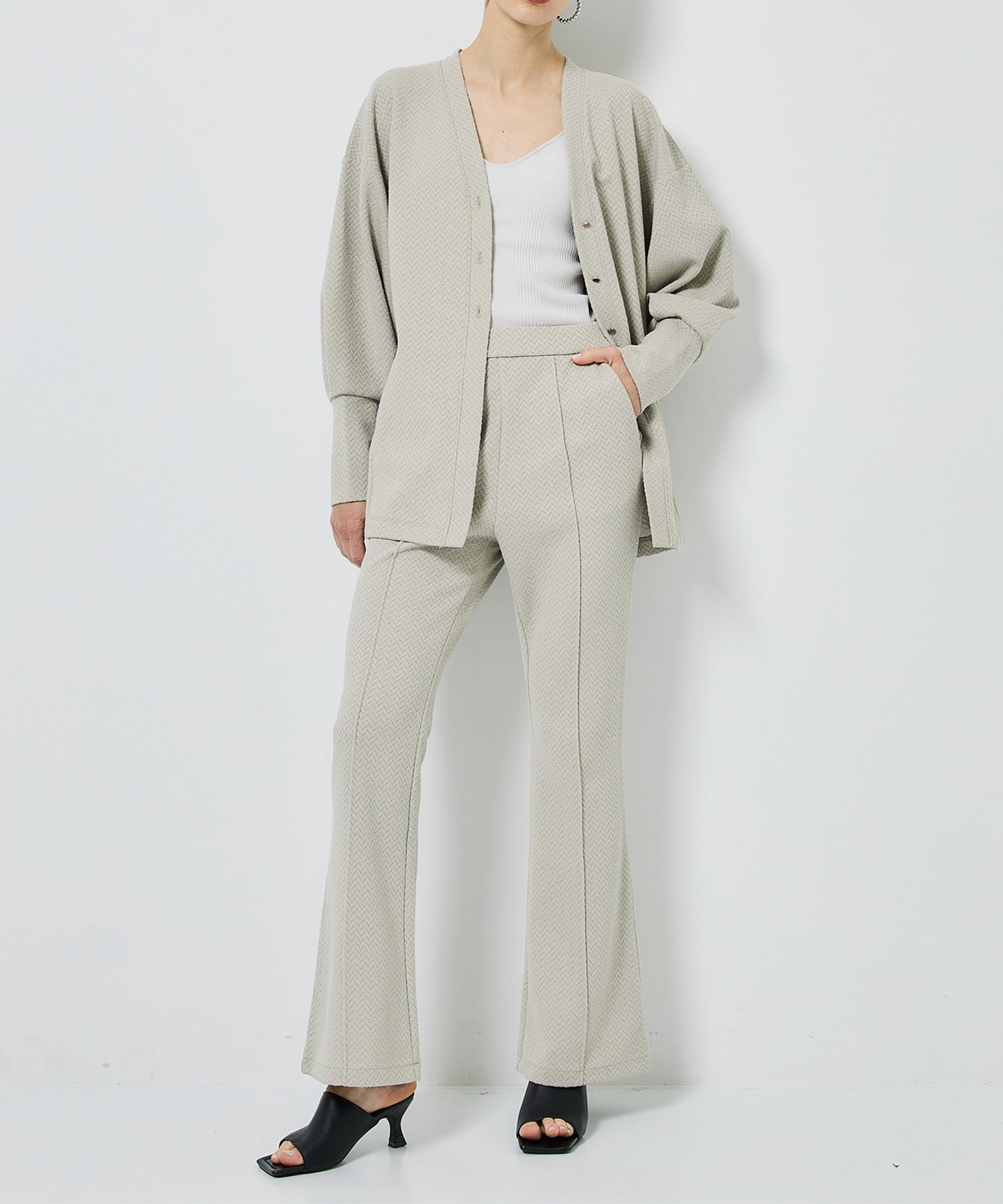Almighty Stretch Flare Pants STUDIOUS