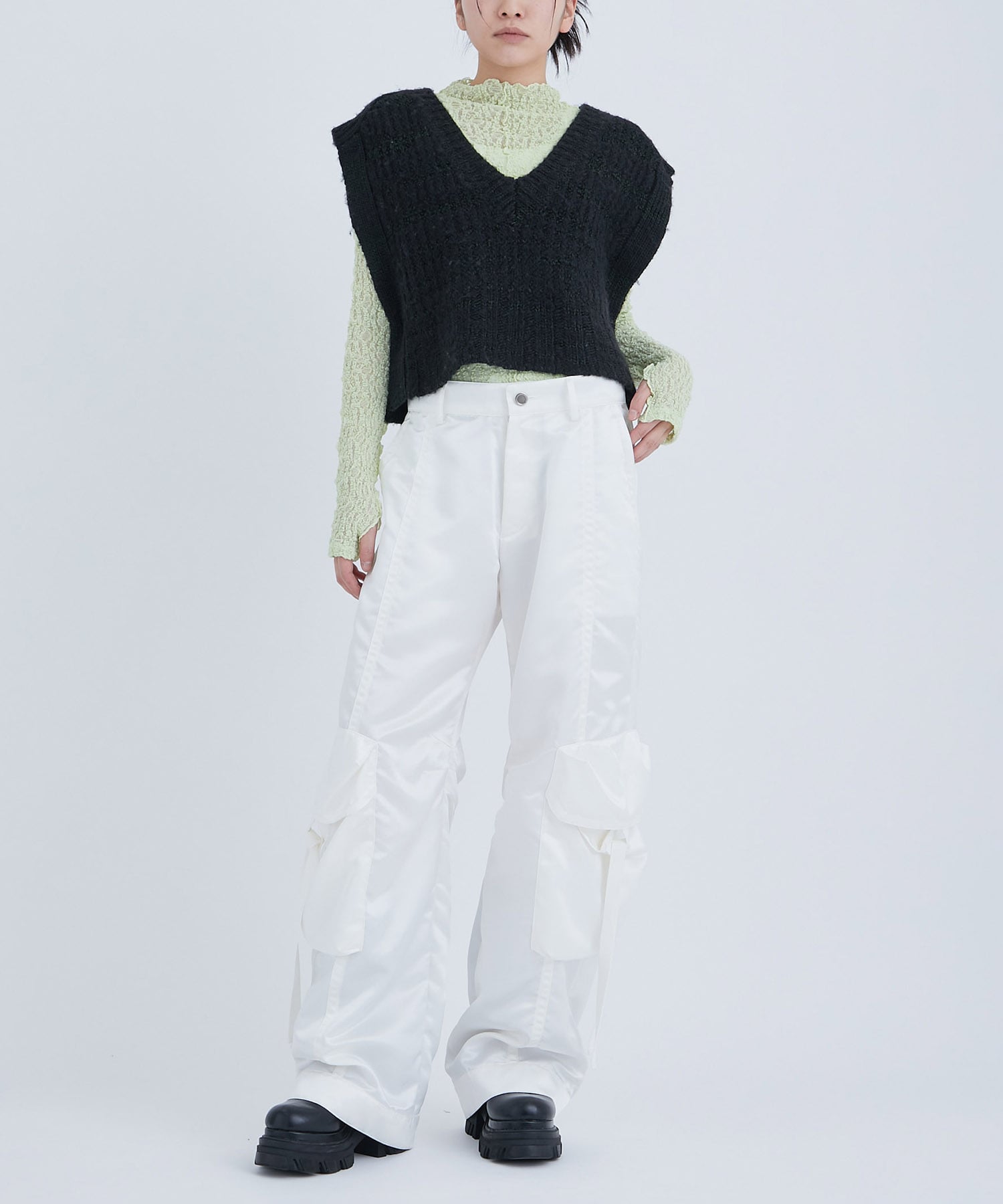 Chanky Yarn Knit Vest STUDIOUS