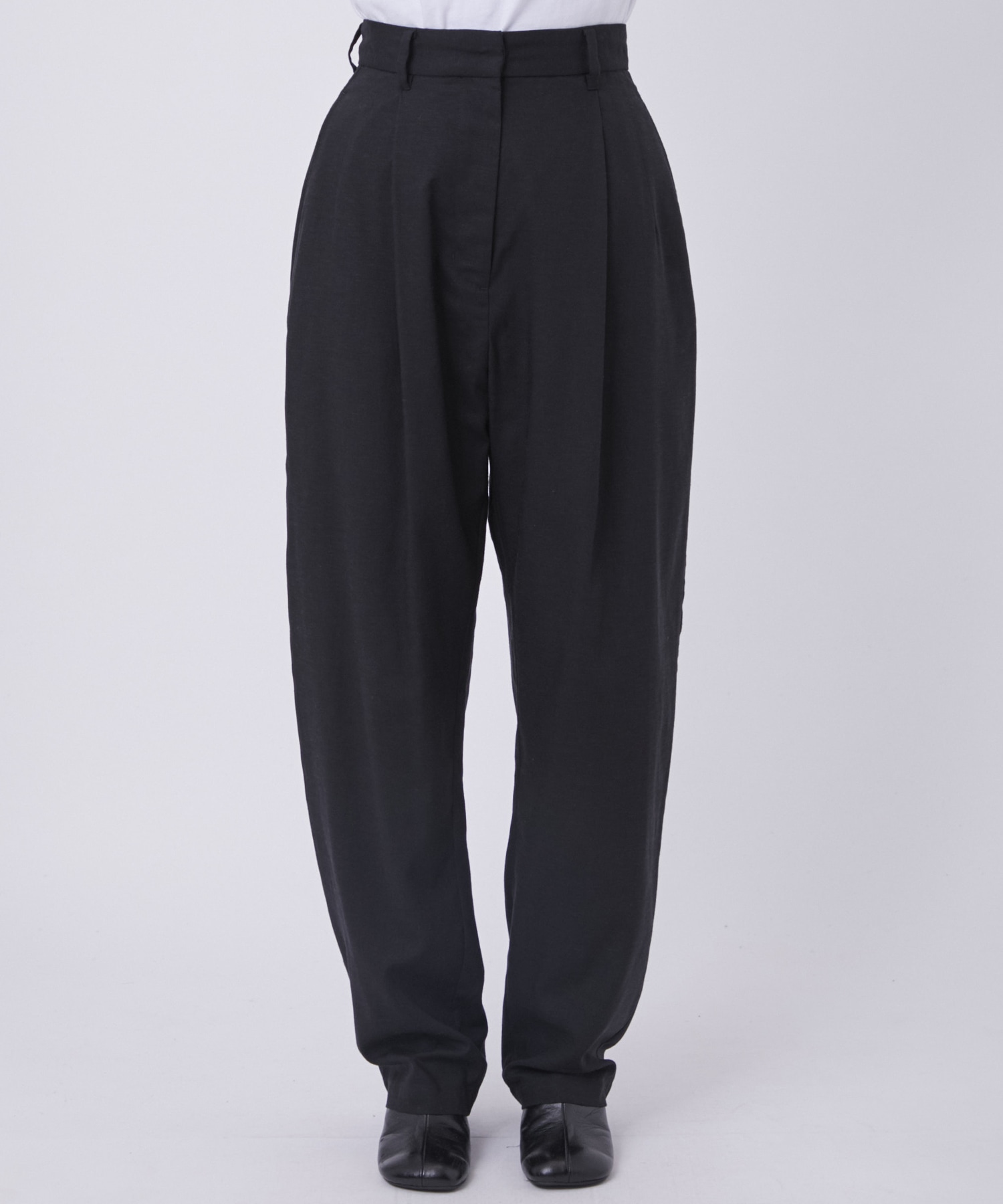 CURVE LINE PANTS CLANE