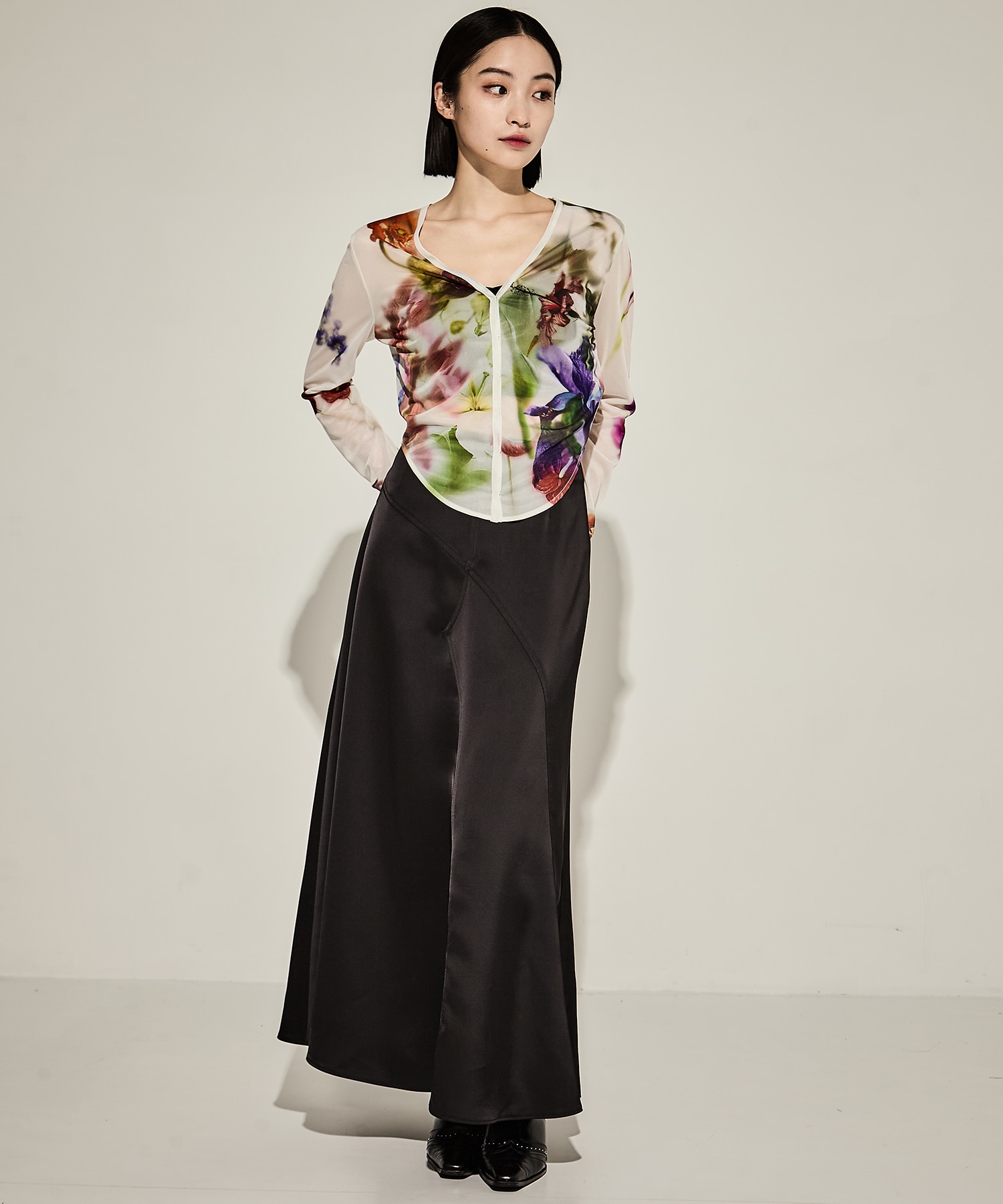 2WAY SMOKE FLOWER SHEER TOP AMERI