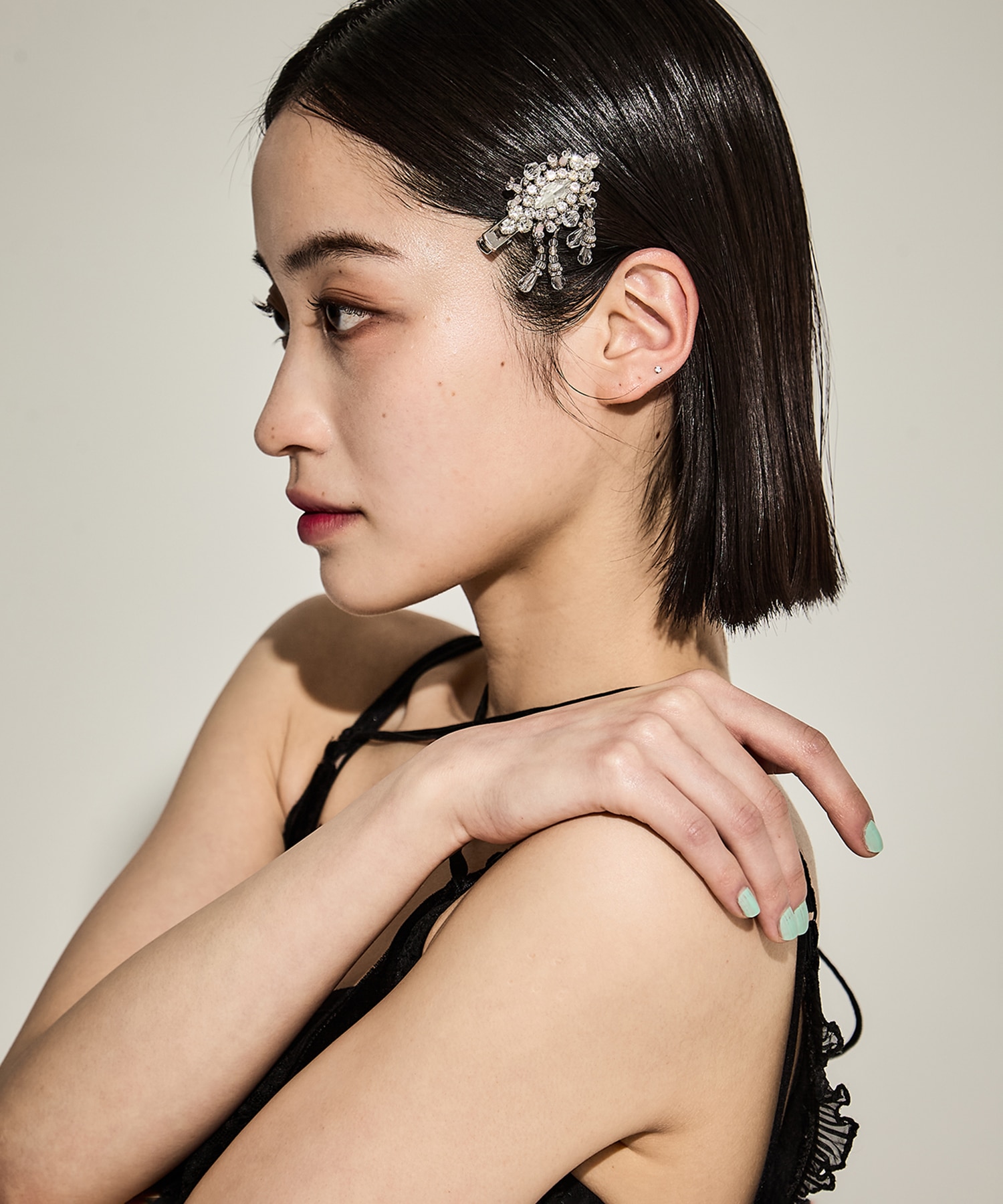 crystal hair clip left tanakadaisuke