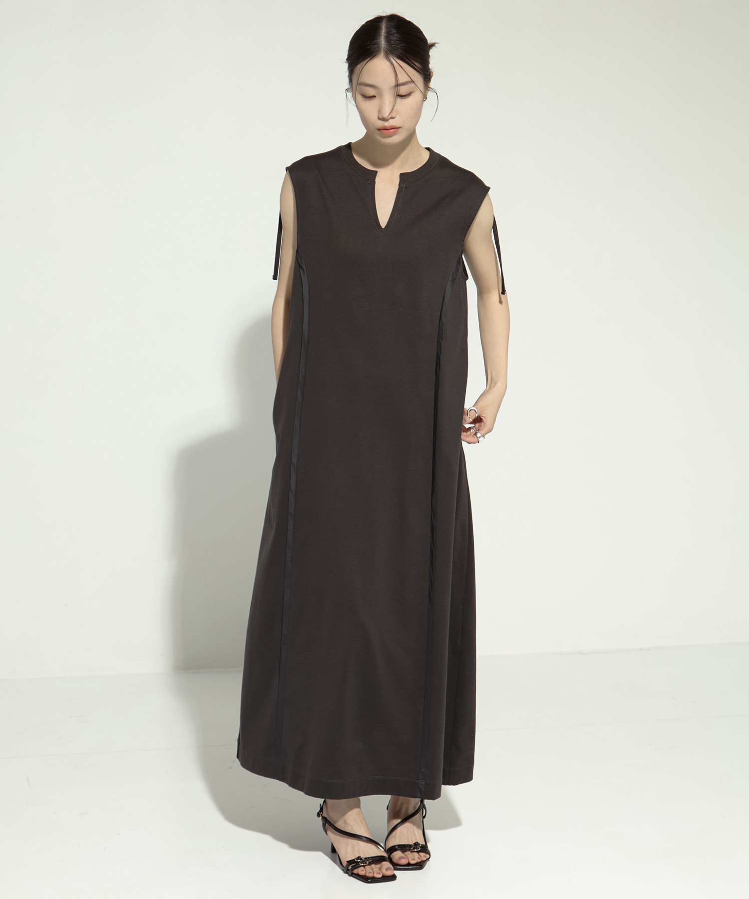 別注SIDE LINE DRESS CINOH