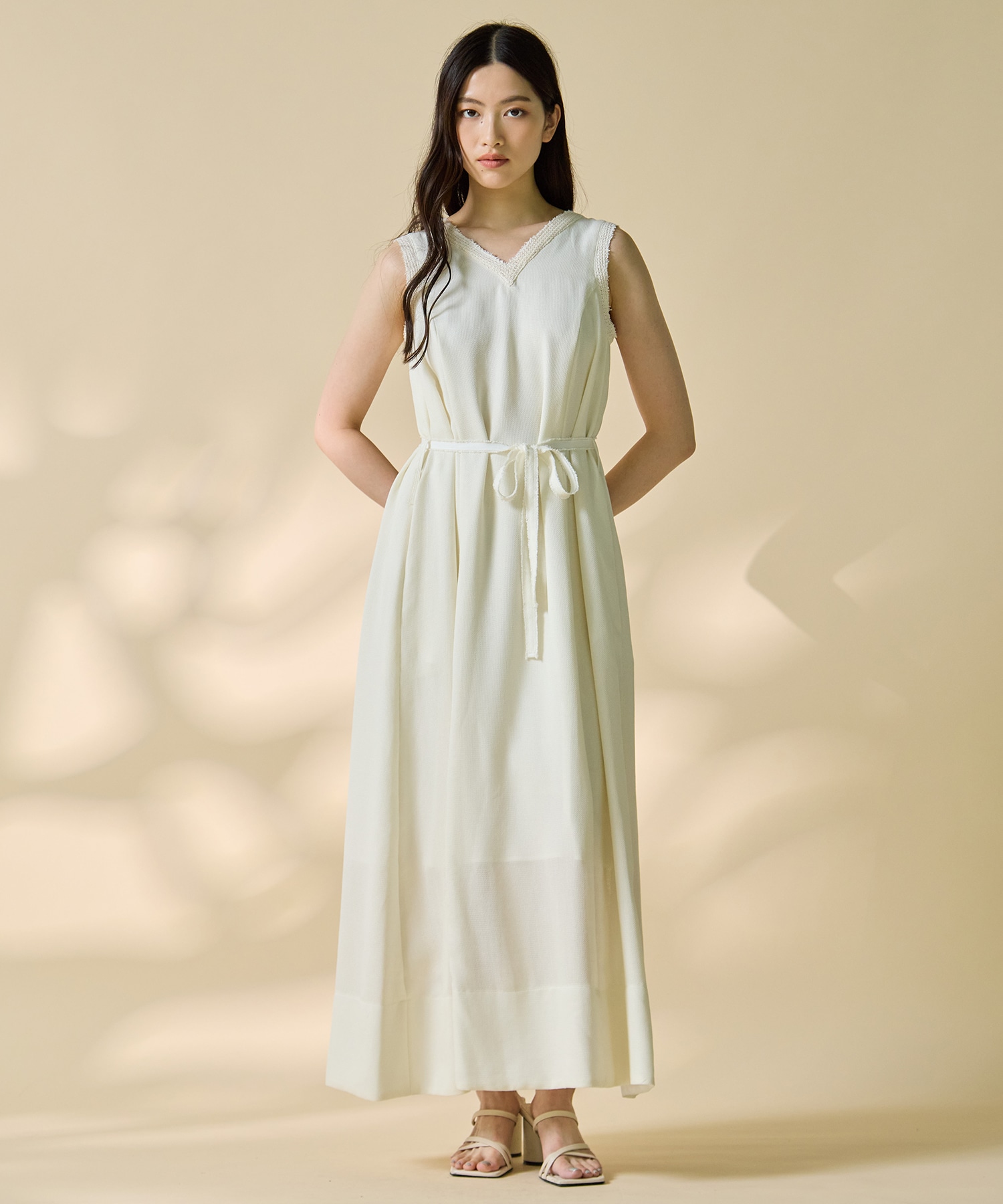 V Neck Sleeveless Mesh Dress STUDIOUS