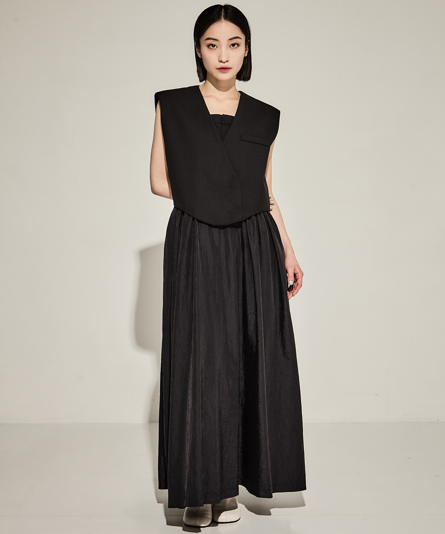WAVE VEST WITH FLARE DRESS AMERI