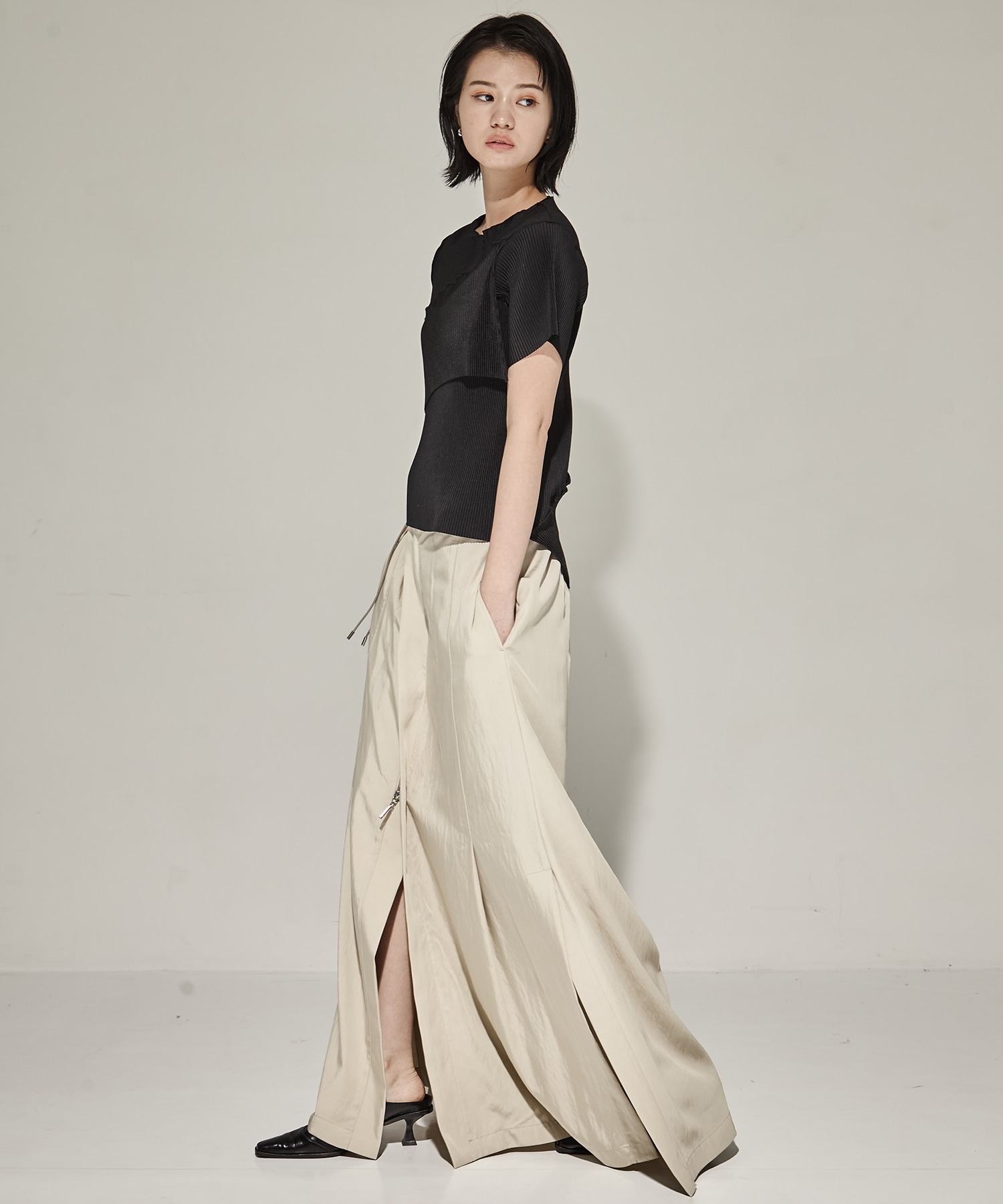 SPIRAL WAVE SHORT SLEEVE TOP kotohayokozawa