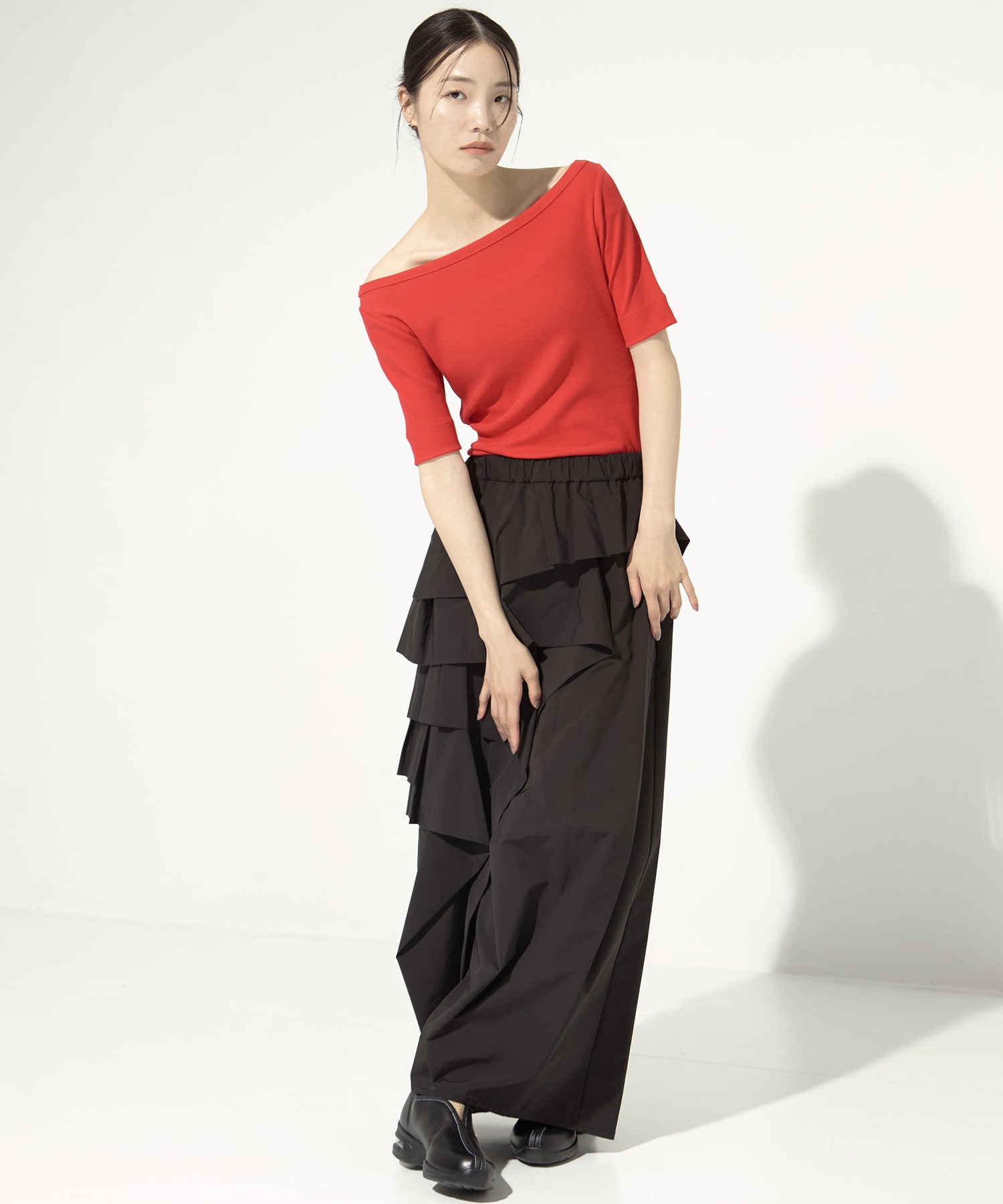 別注RUFFLE PANTS TAAKK