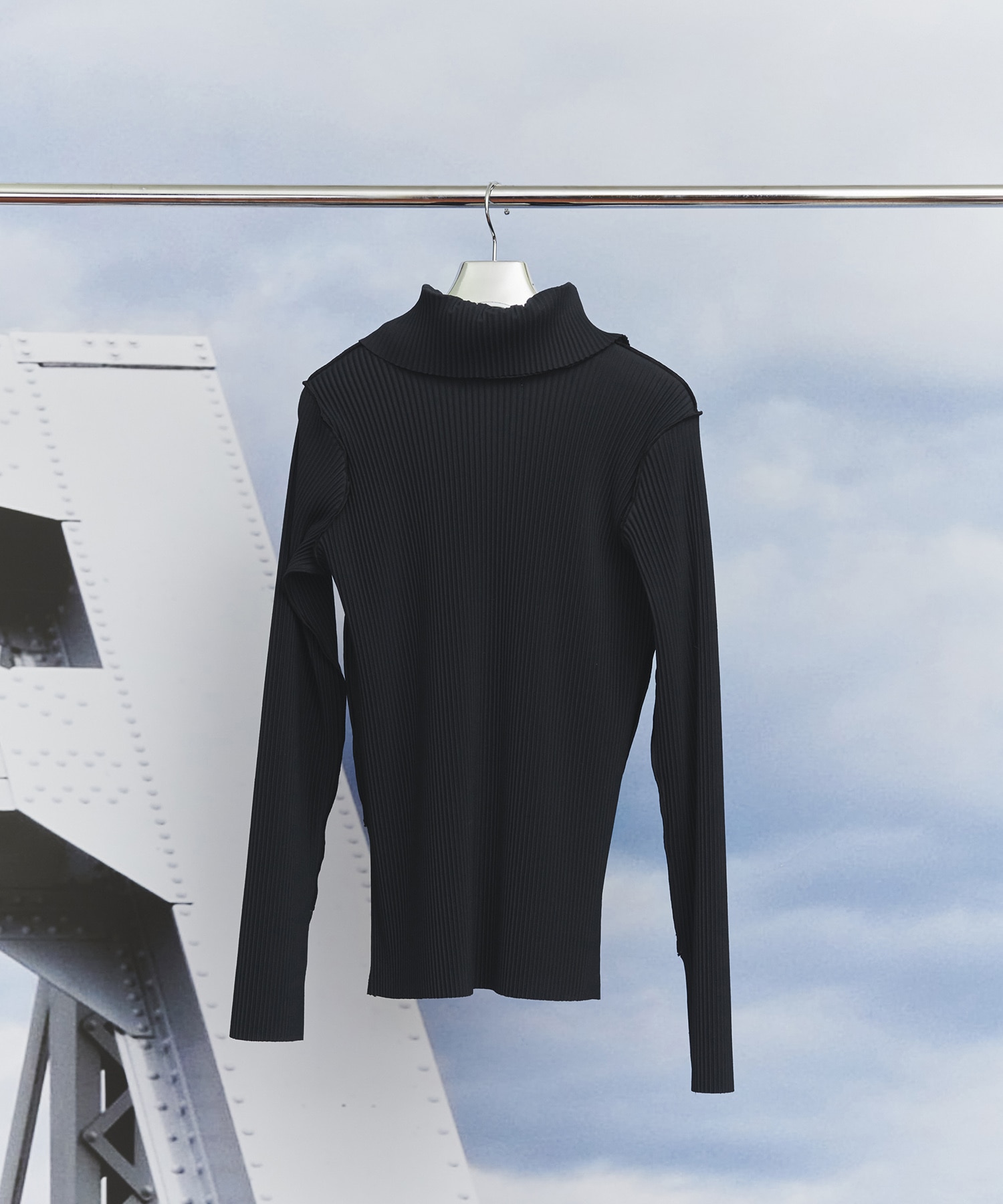 CRISP HIGH NECK TOP kotohayokozawa
