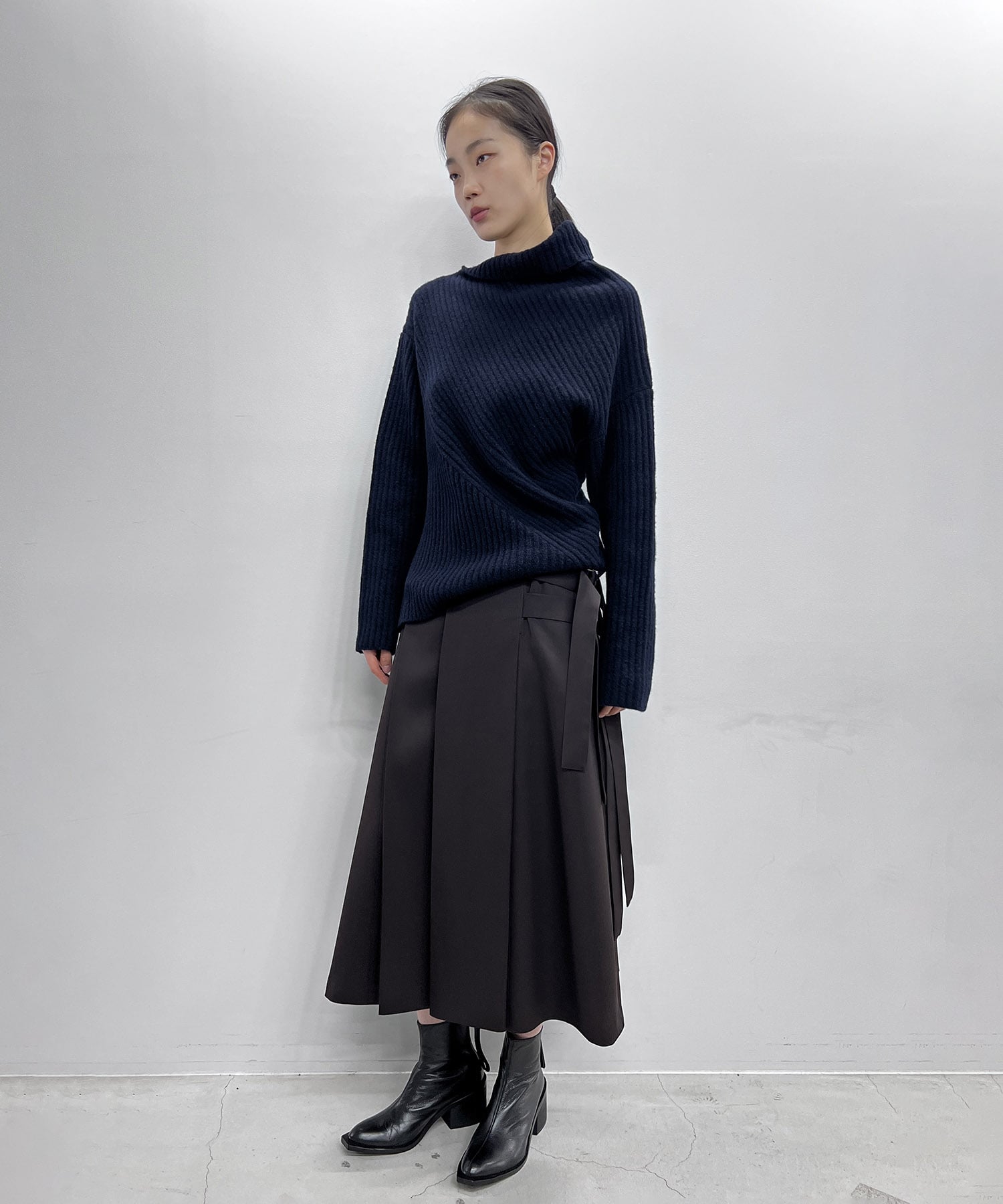 Unbalance Knit UJOH